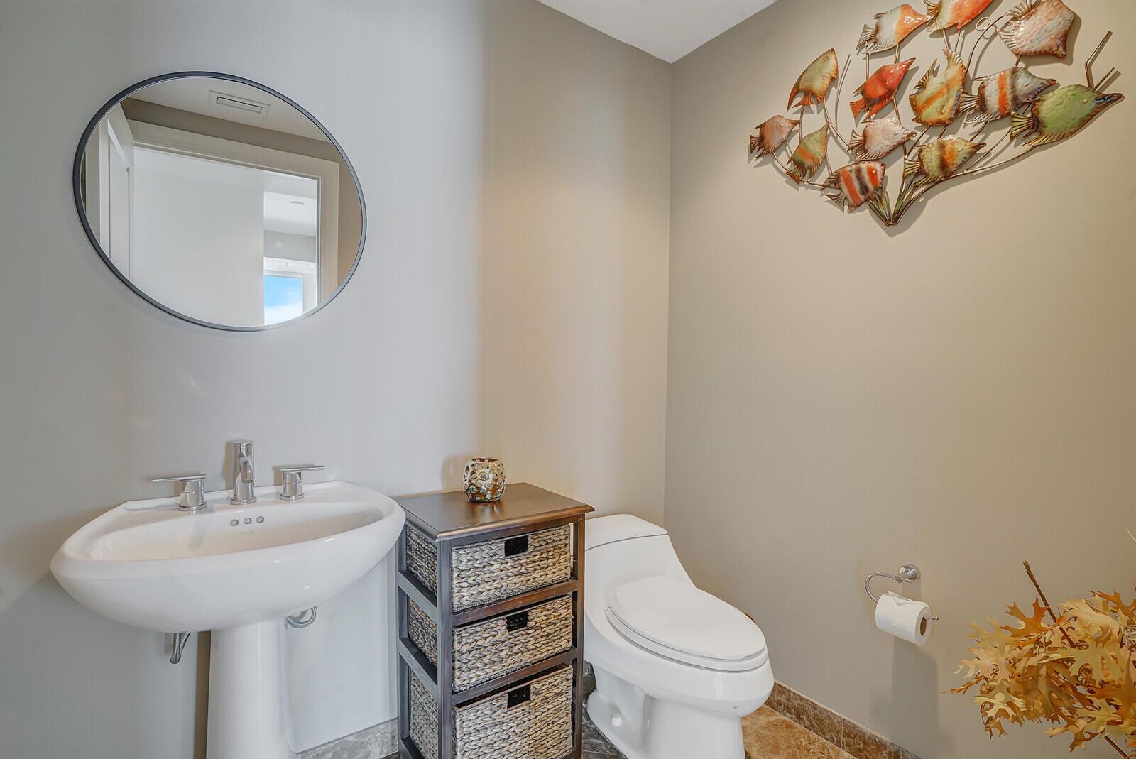 PLAZA AT OCEANSIDE (THE) - Residential Lease