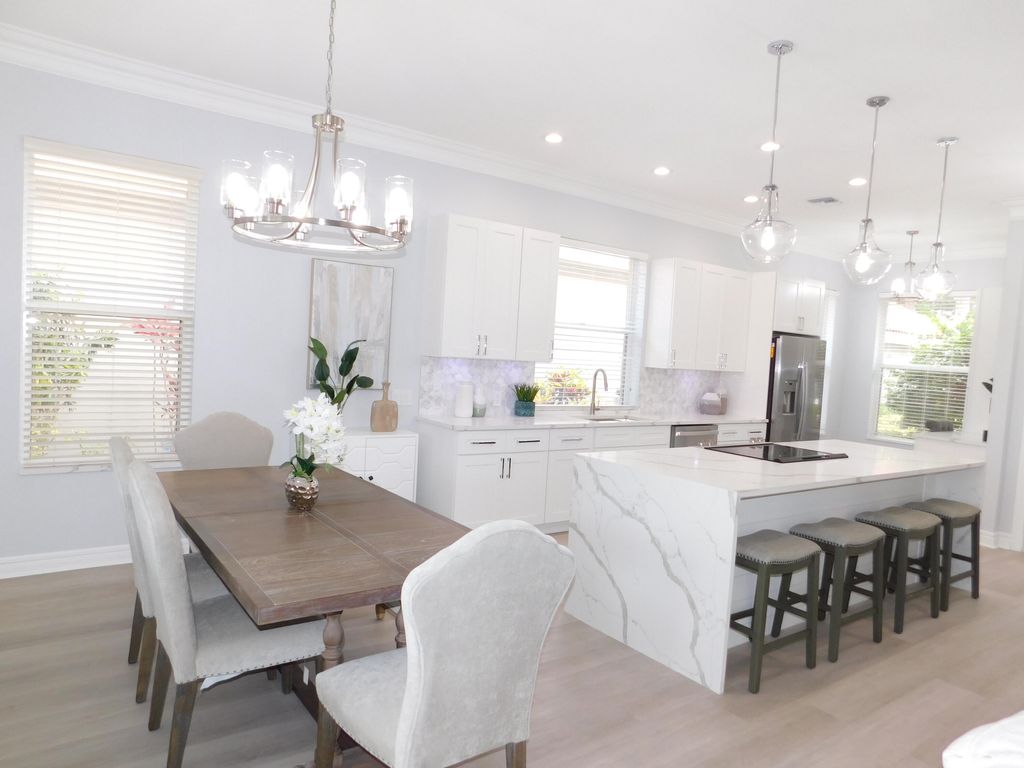 Photo of 203 S Hampton Drive Dr, Jupiter, FL 33458 (MLS # R10807138)