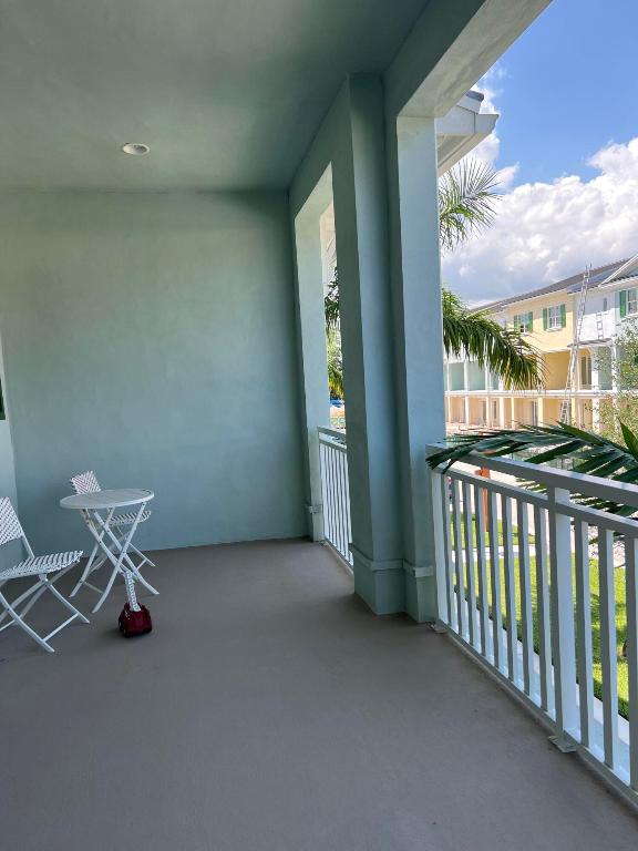 ALTON NEIGHBORHOOD - Residential Lease