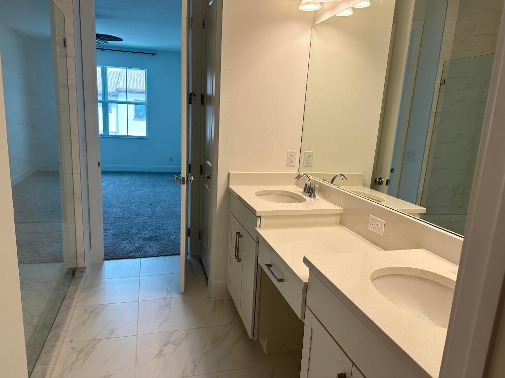 ALTON NEIGHBORHOOD - Residential Lease