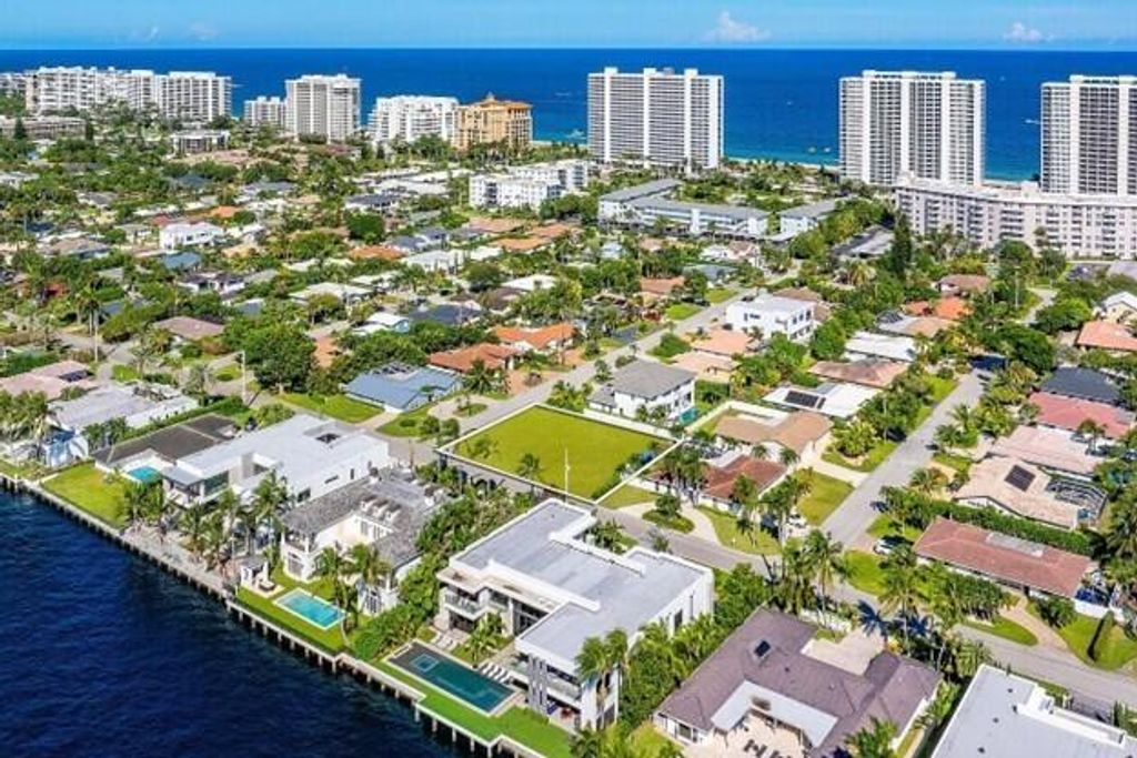 Photo of 700 Malaga Drive, Boca Raton, FL 33432 (MLS # R11154631)