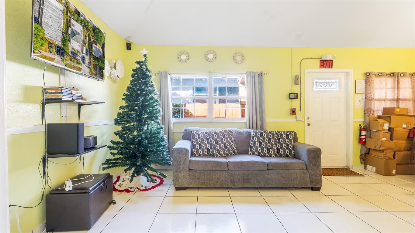 Town Of Hallandale B-13 D - Residential Income