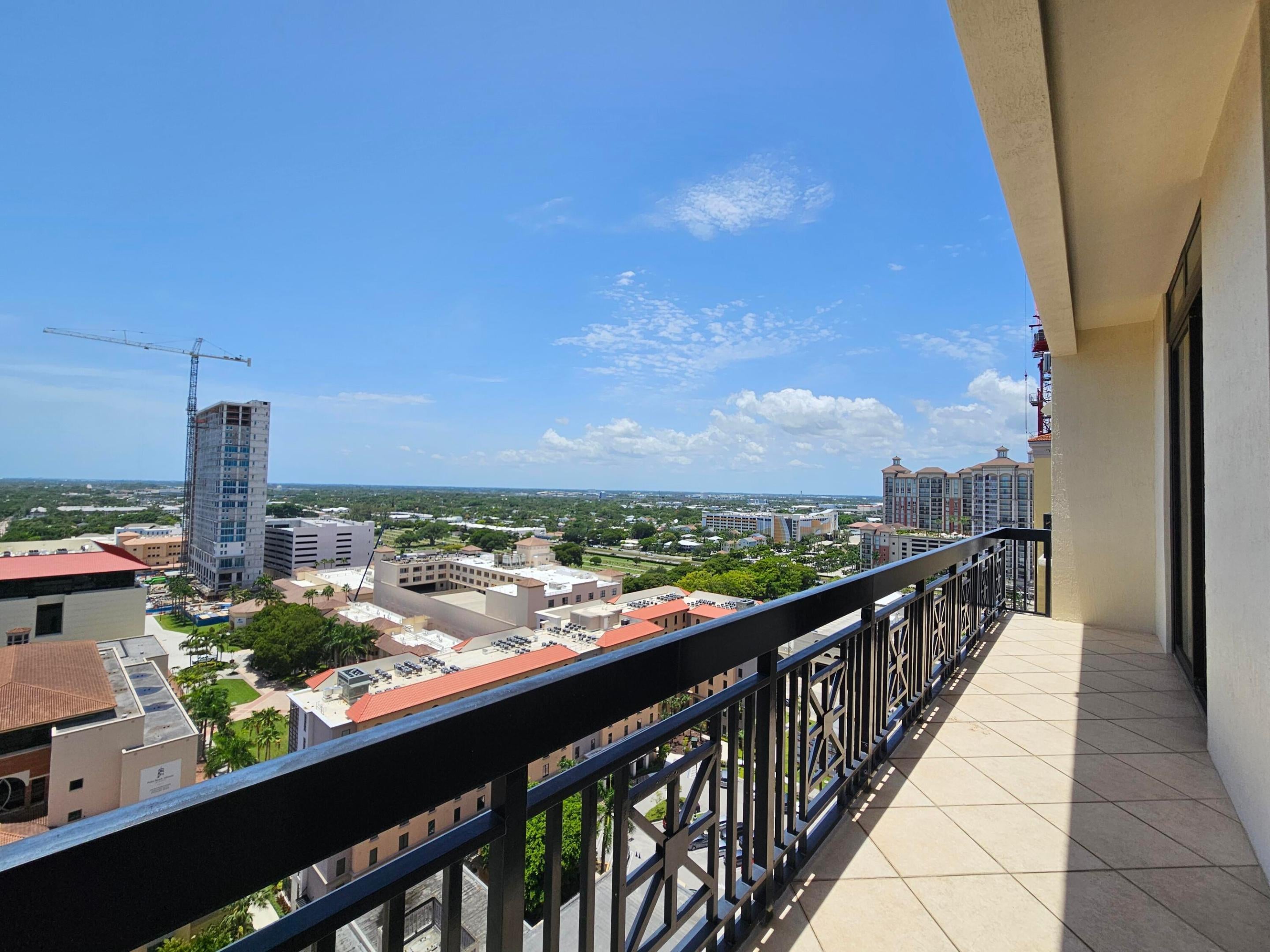801 S Olive Avenue 1604