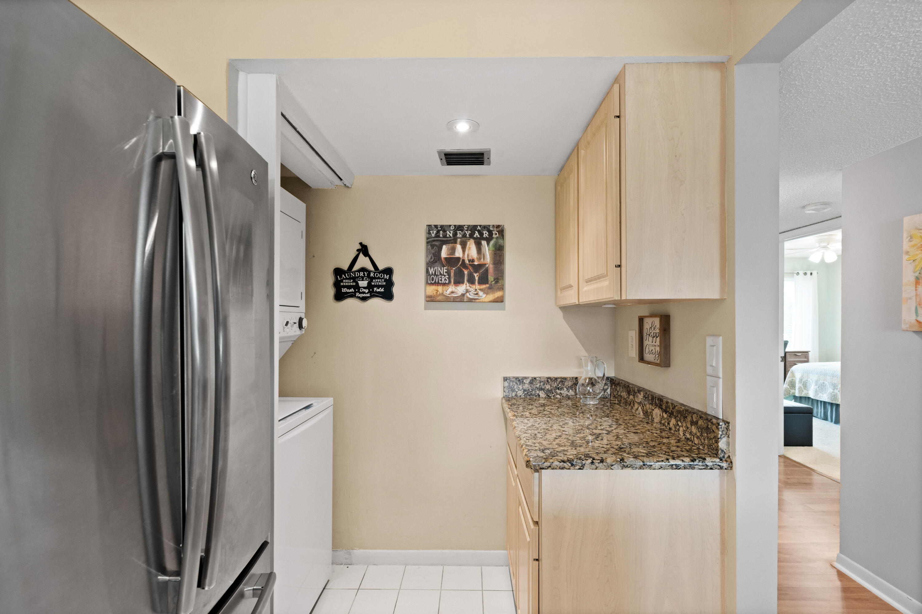 MILES GRANT CONDO - Residential