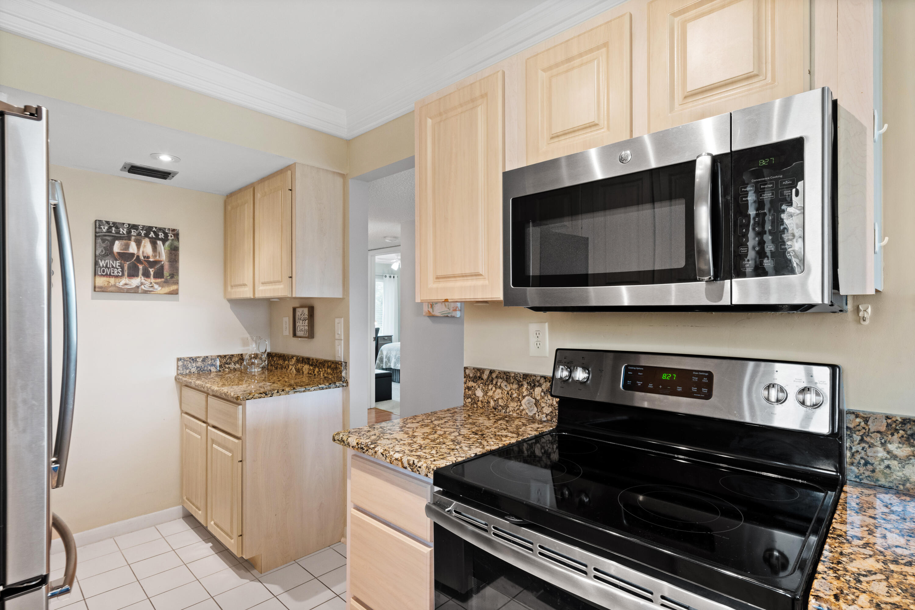 MILES GRANT CONDO - Residential