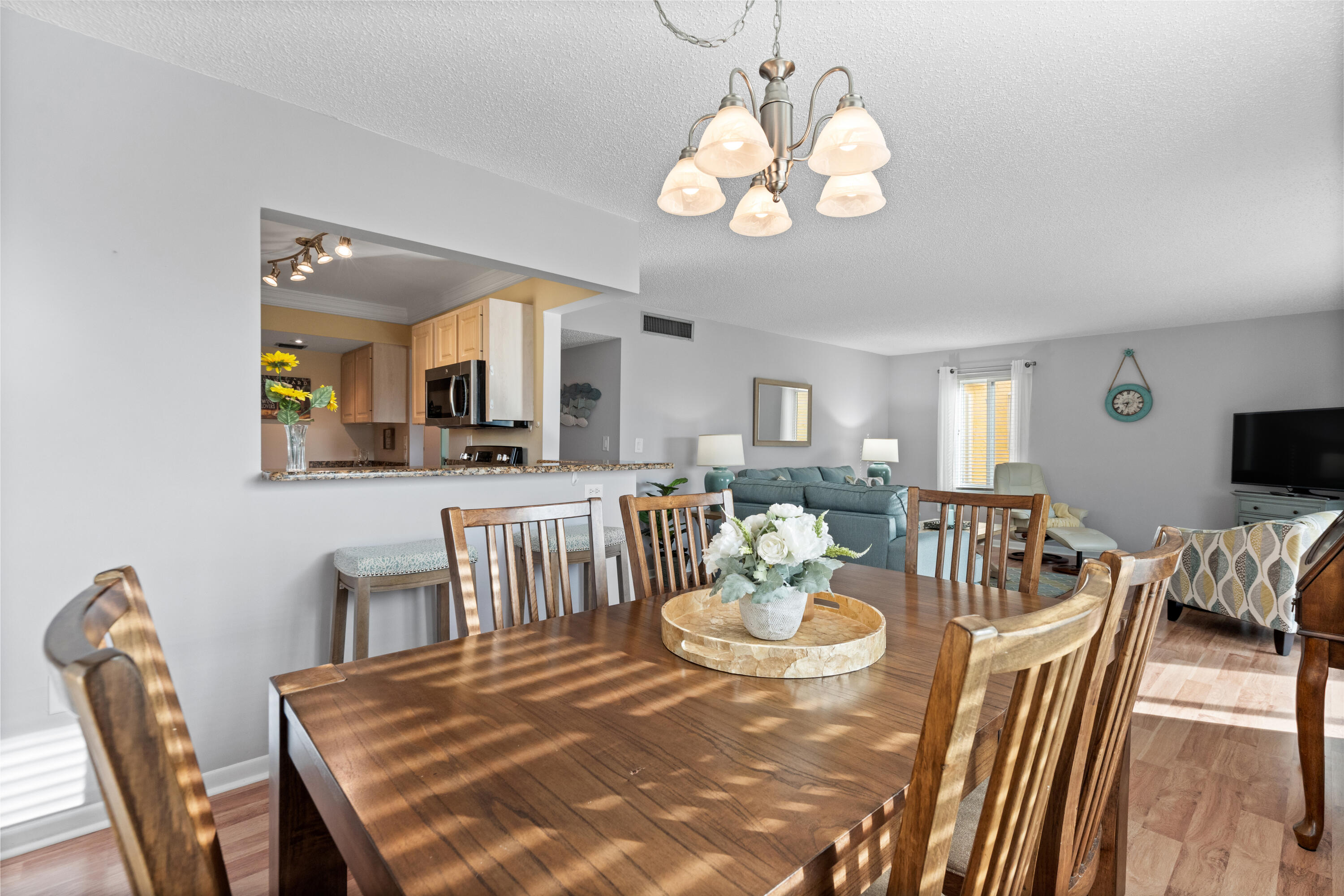 5393 SE Miles Grant Road SE 202, Stuart, FL, 34997/$274,900 3 5393 SE Miles Grant Road SE 202