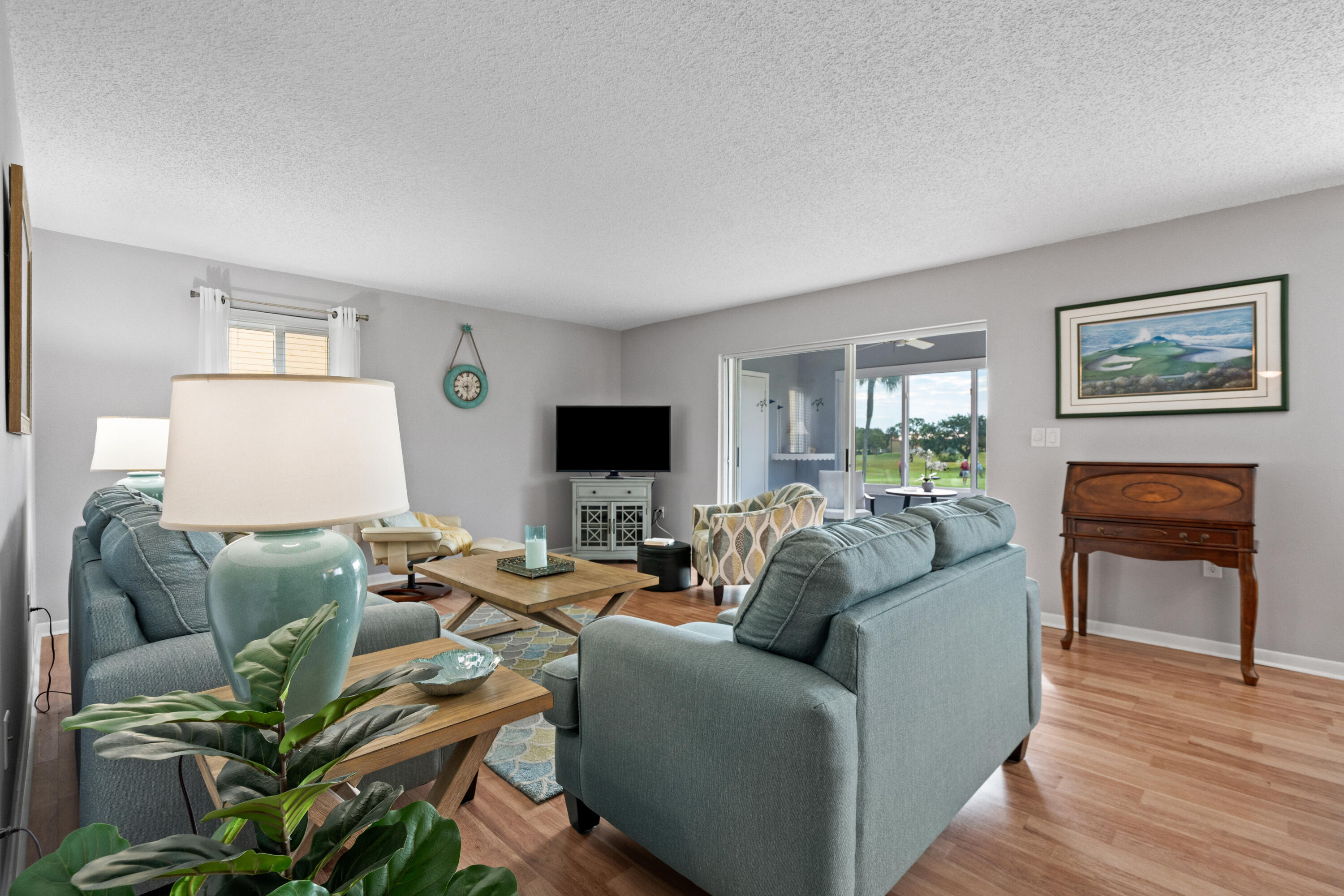 MILES GRANT CONDO - Residential