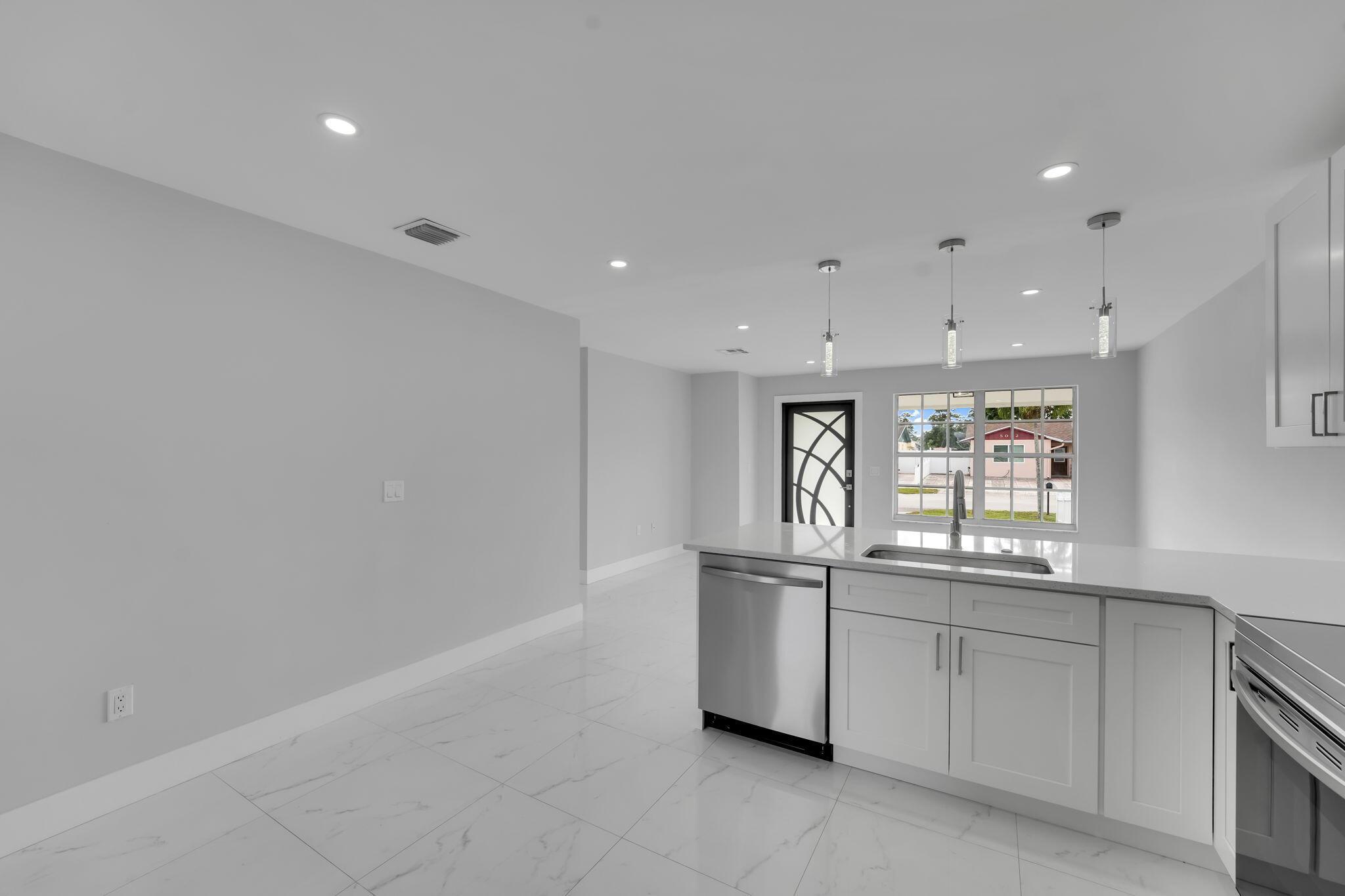 CANNONGATE 2 - Residential