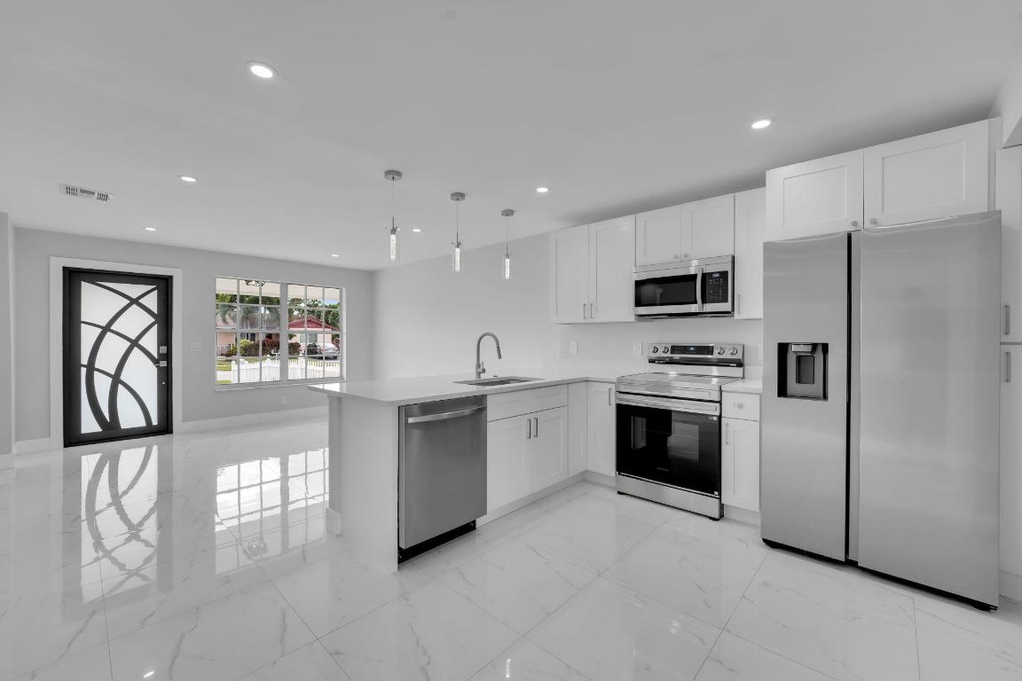 CANNONGATE 2 - Residential