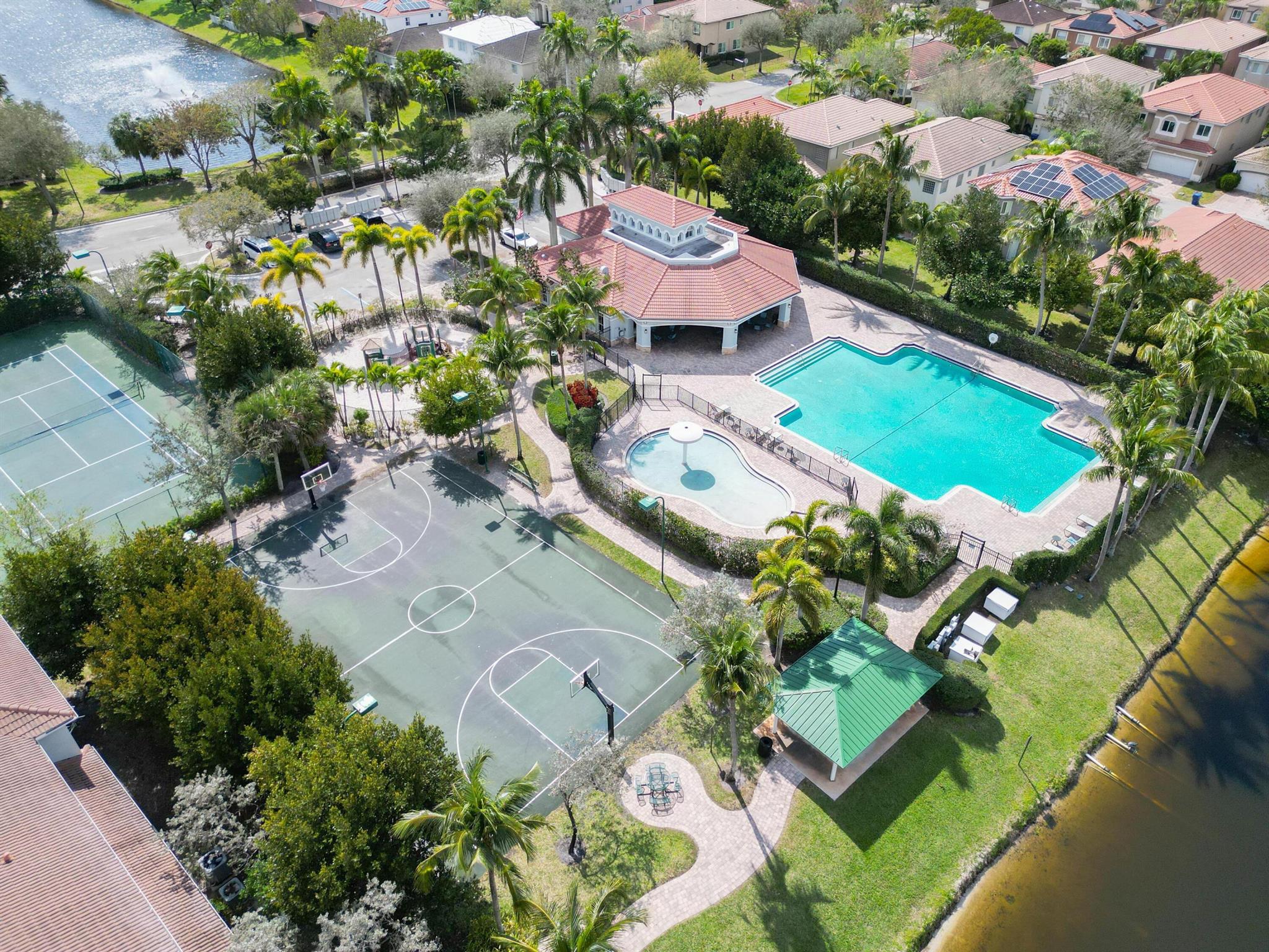 THOUSAND OAKS - Residential