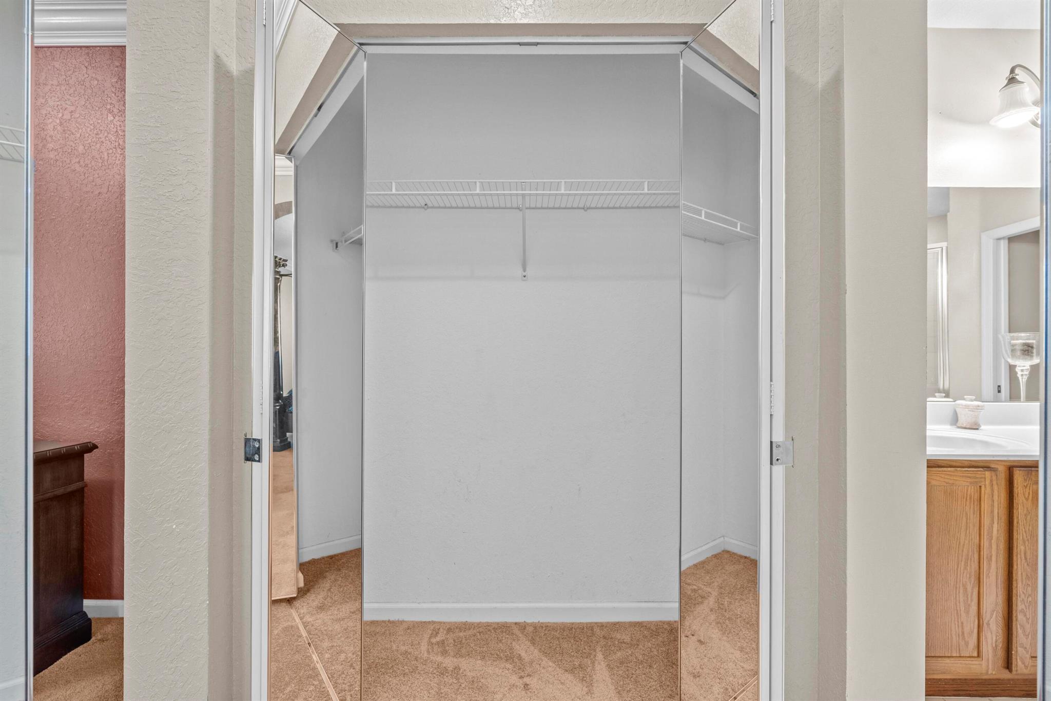 THOUSAND OAKS - Residential