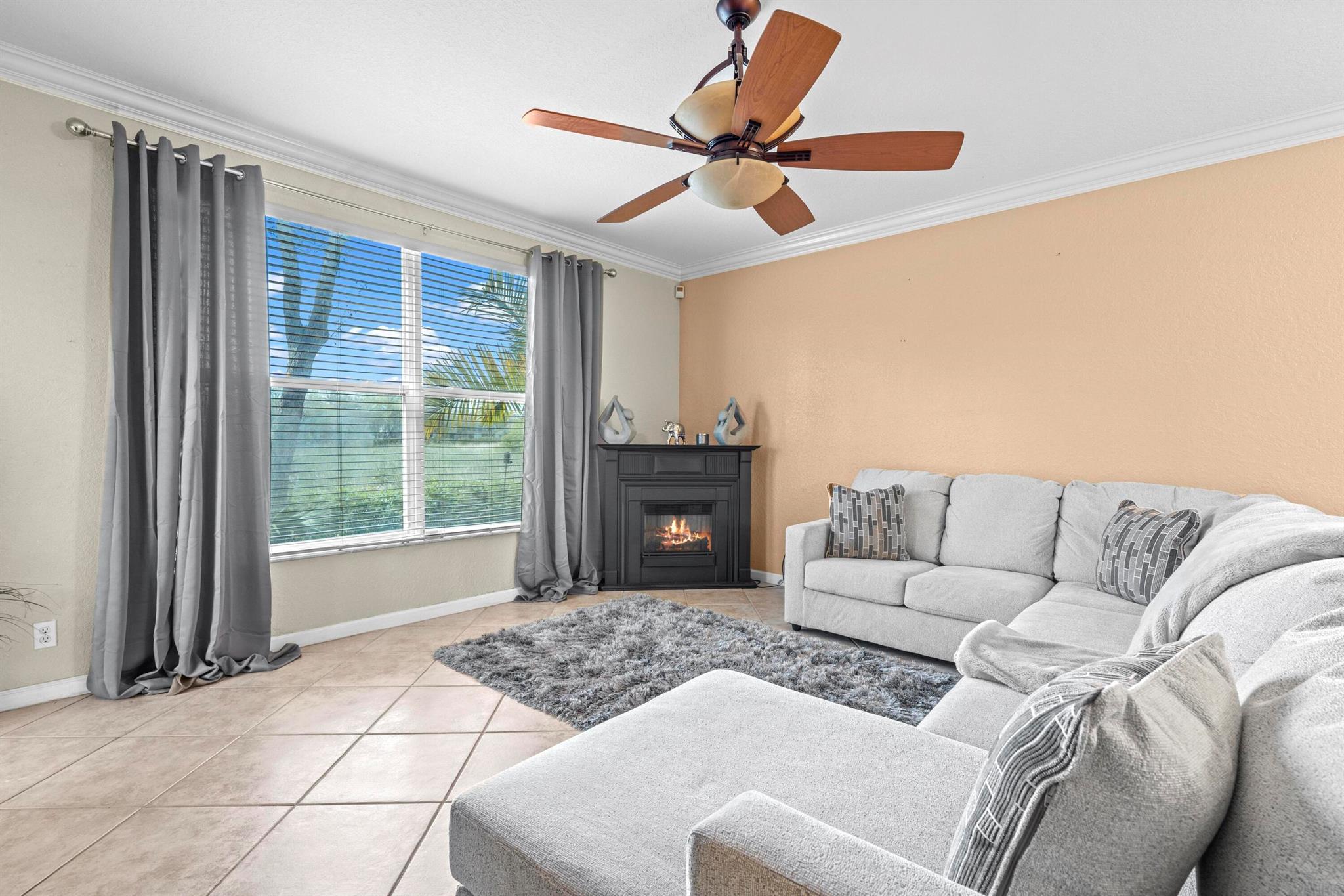 THOUSAND OAKS - Residential