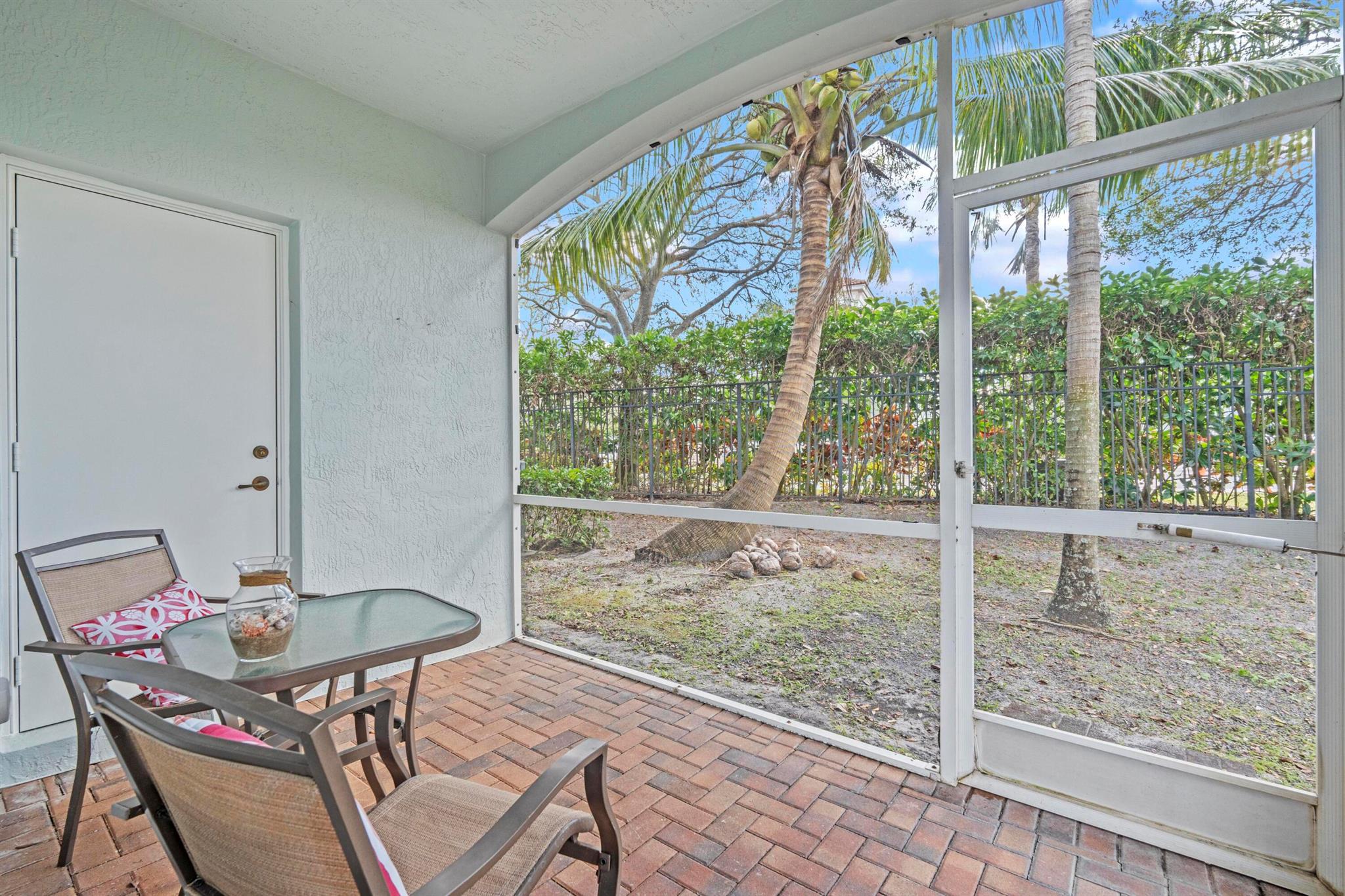 THOUSAND OAKS - Residential