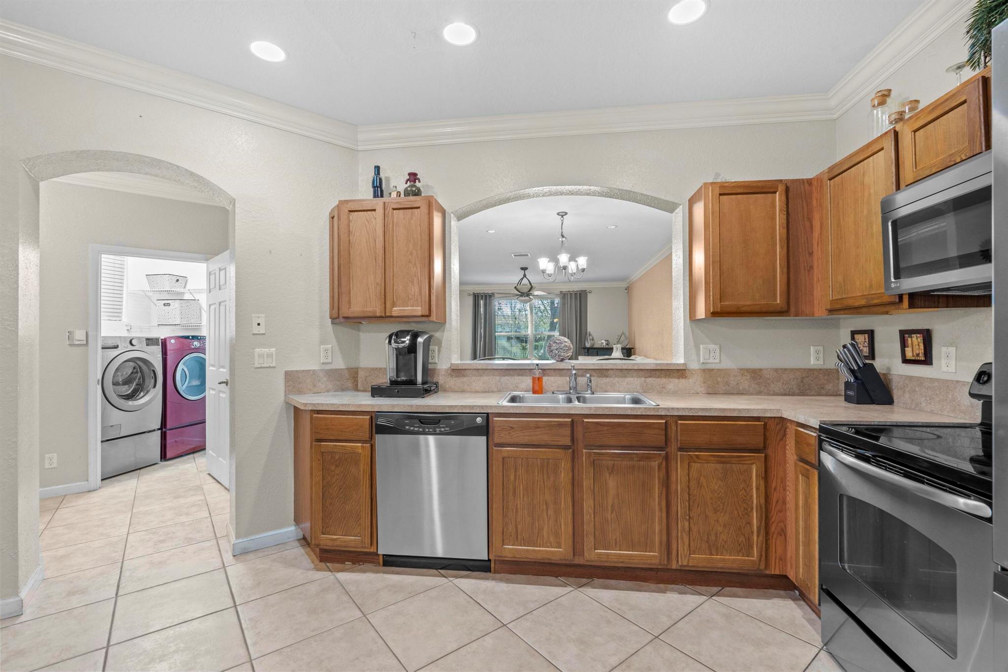 THOUSAND OAKS - Residential