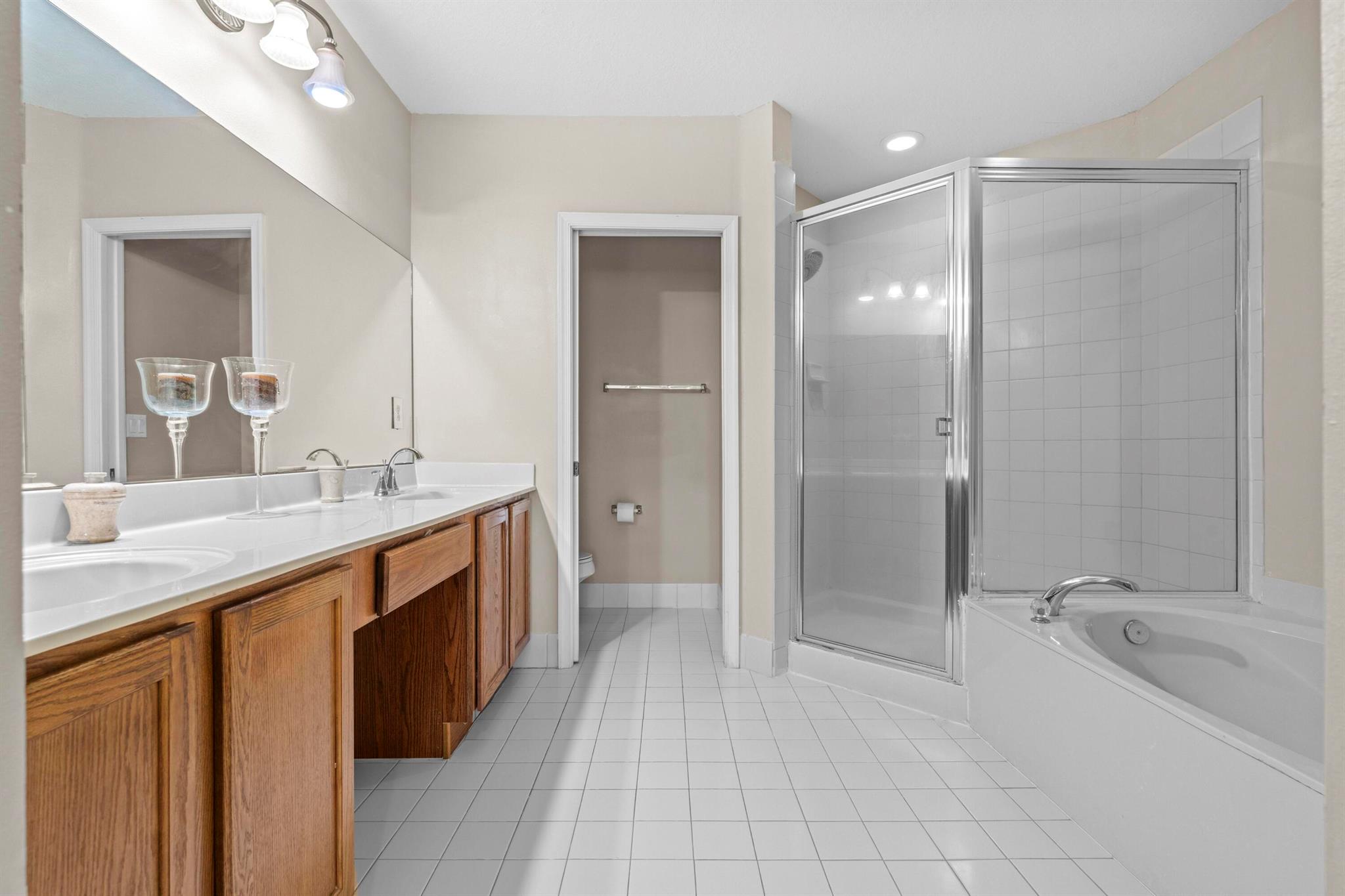 THOUSAND OAKS - Residential