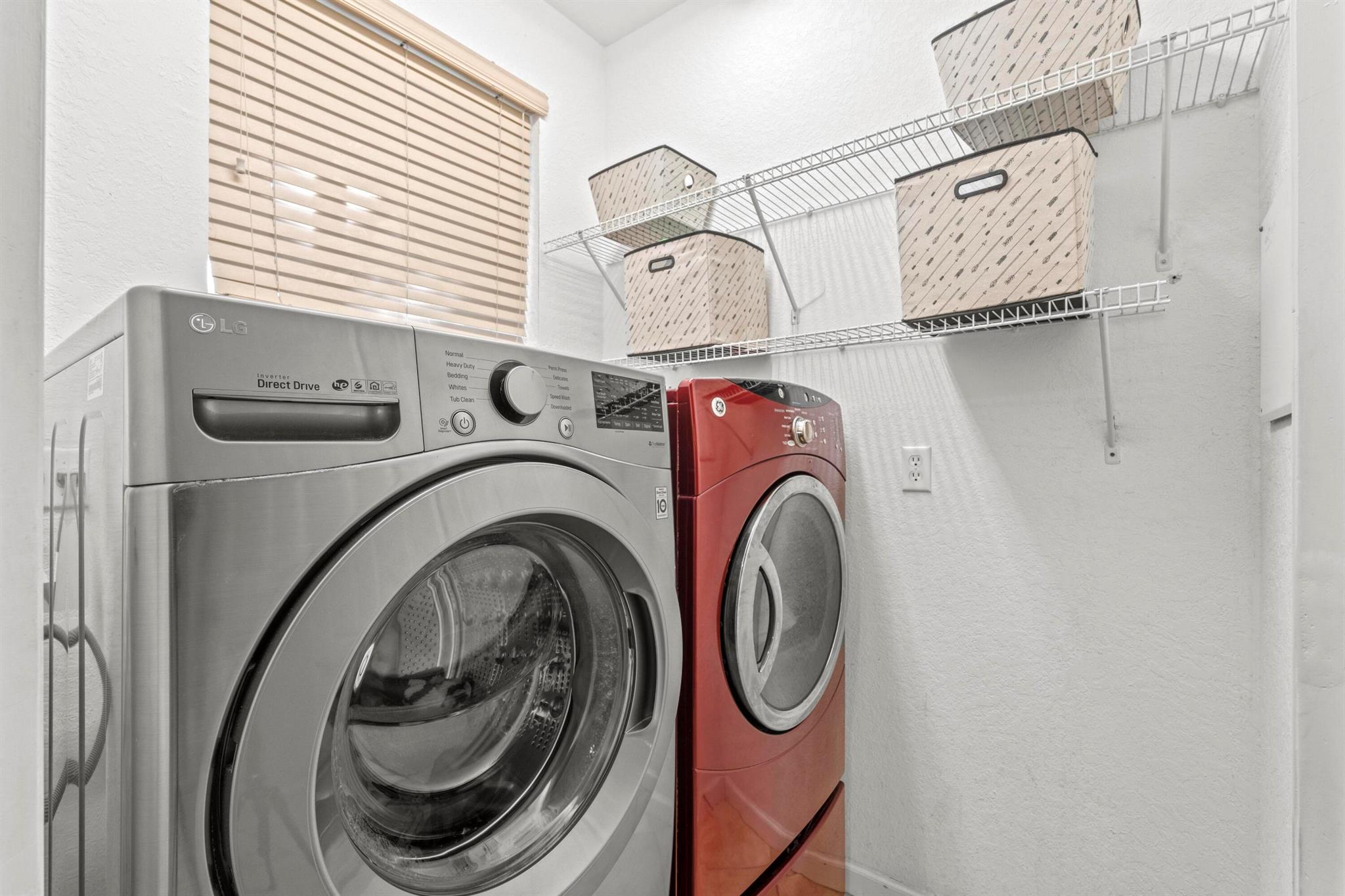 THOUSAND OAKS - Residential