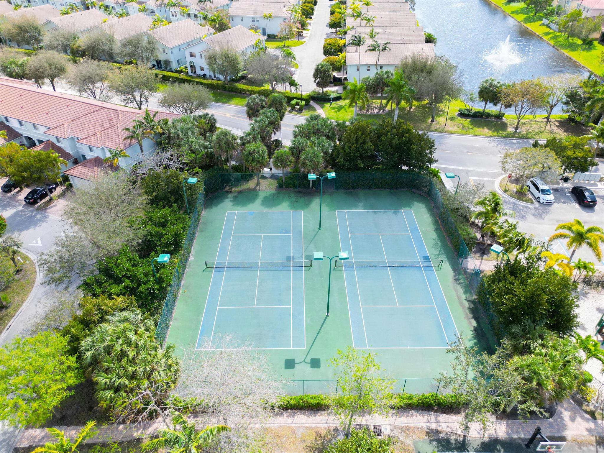 THOUSAND OAKS - Residential