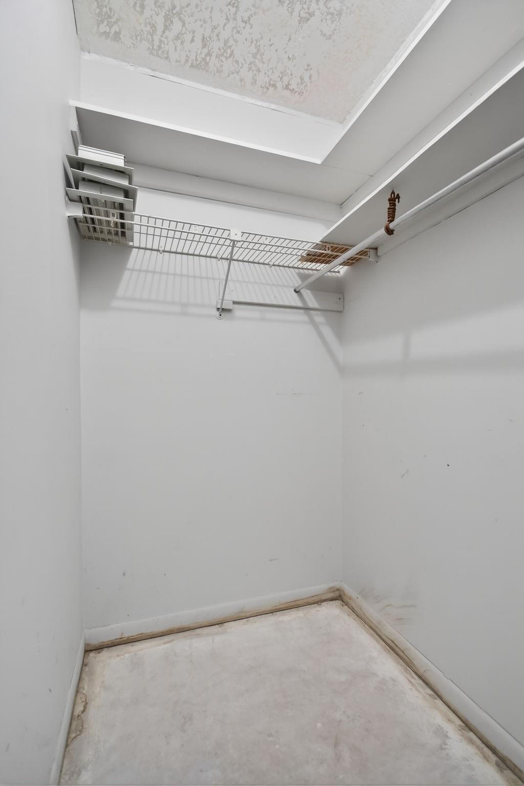 CRYSTAL LAKE 4TH SEC - Residential