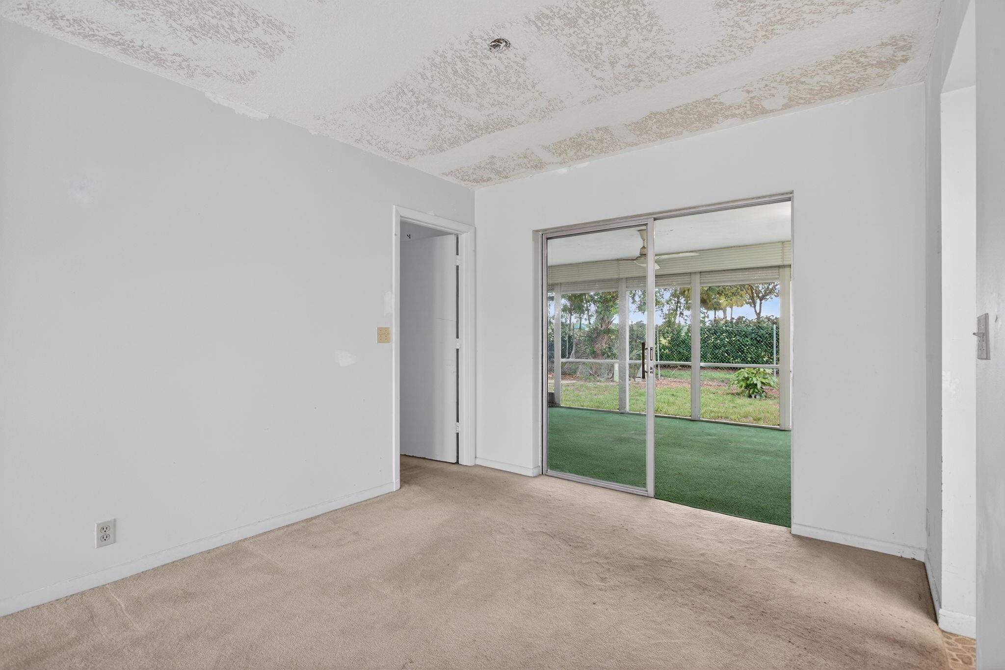 CRYSTAL LAKE 4TH SEC - Residential