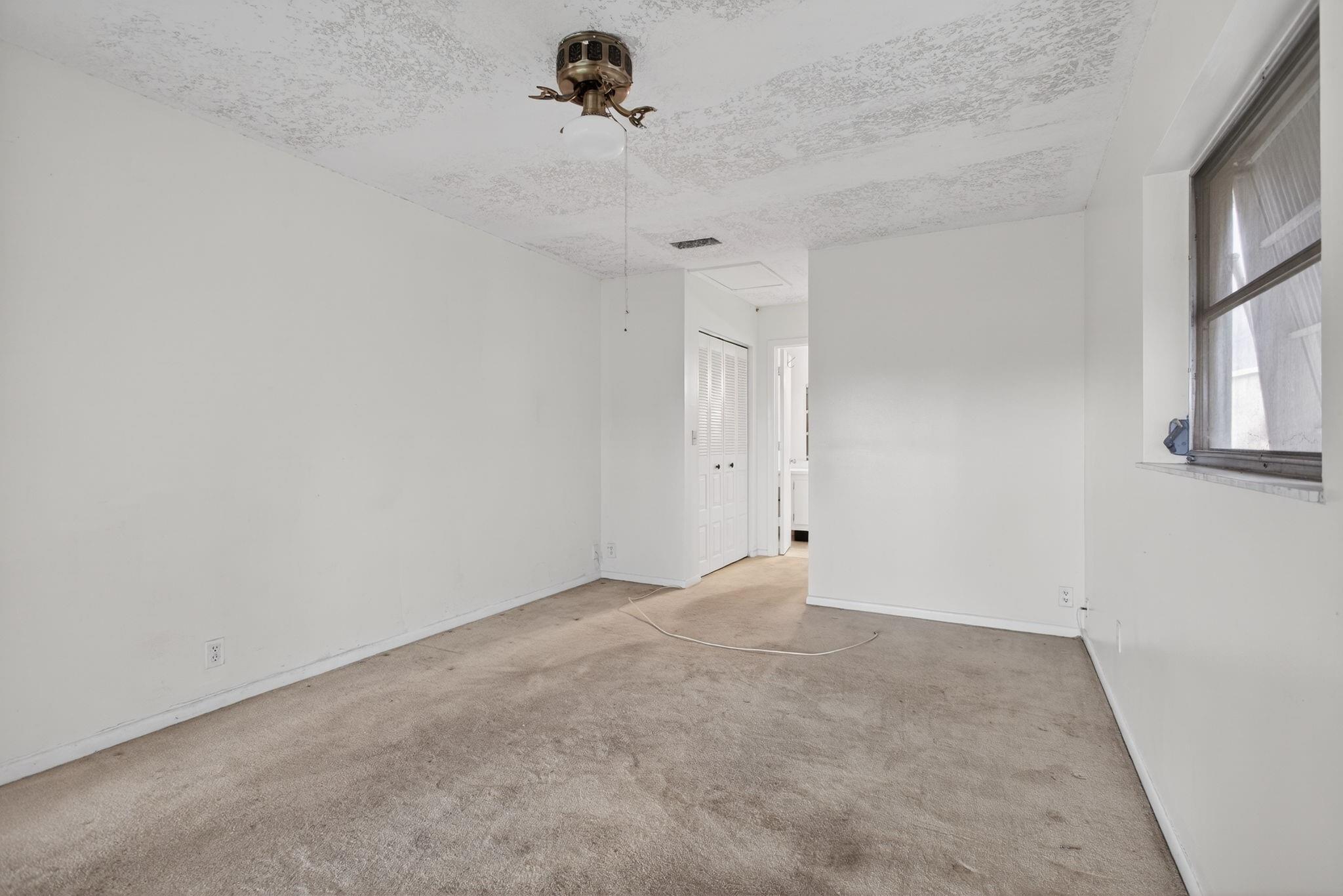 CRYSTAL LAKE 4TH SEC - Residential