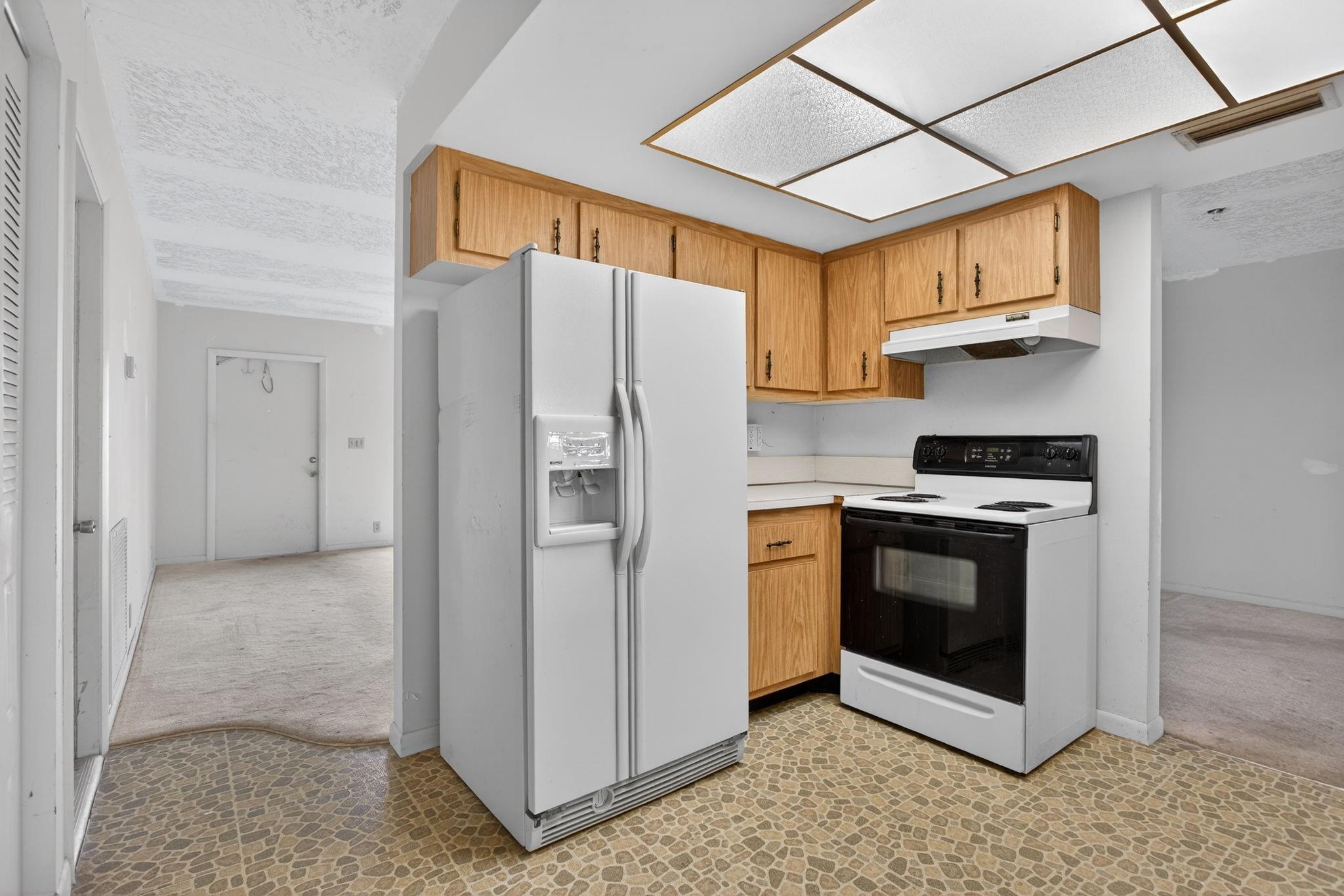 CRYSTAL LAKE 4TH SEC - Residential