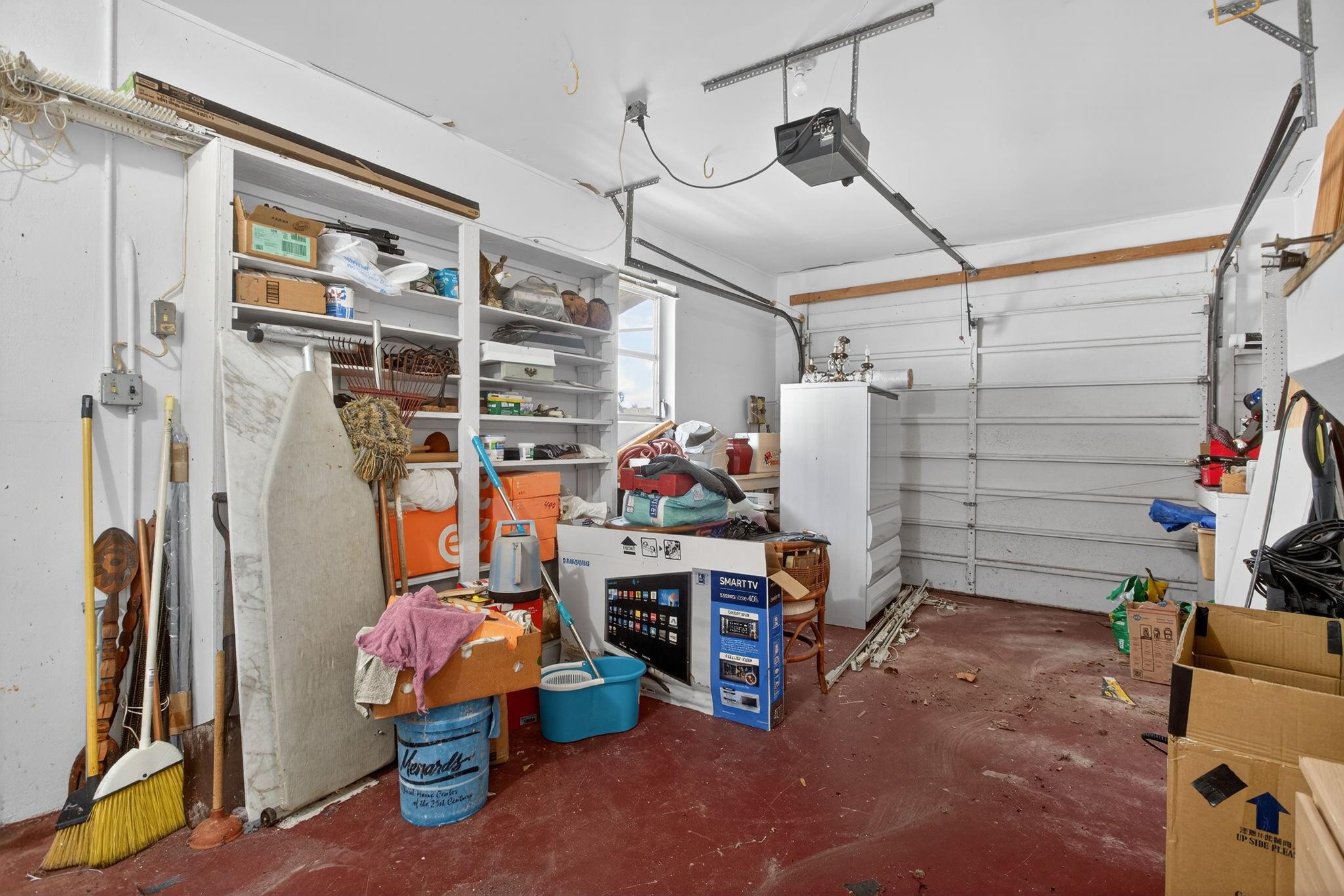 CRYSTAL LAKE 4TH SEC - Residential