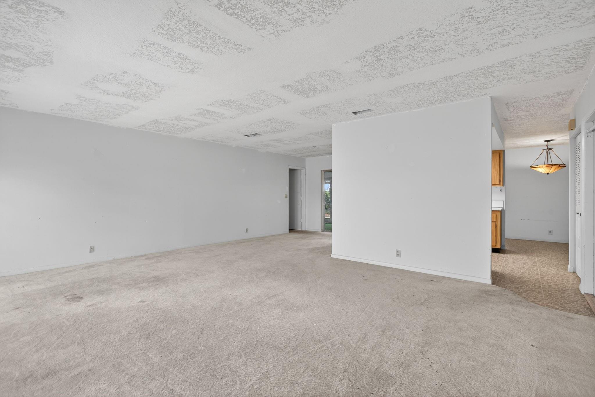 CRYSTAL LAKE 4TH SEC - Residential