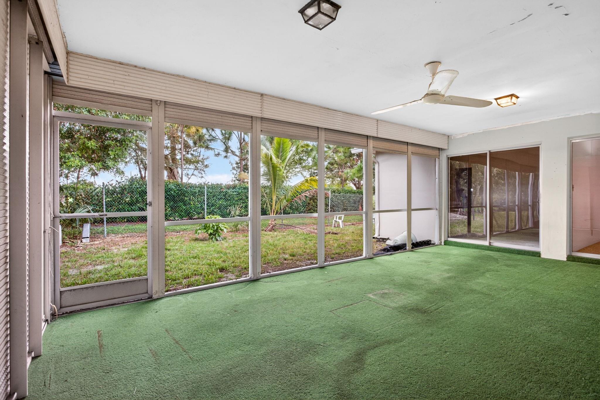 CRYSTAL LAKE 4TH SEC - Residential