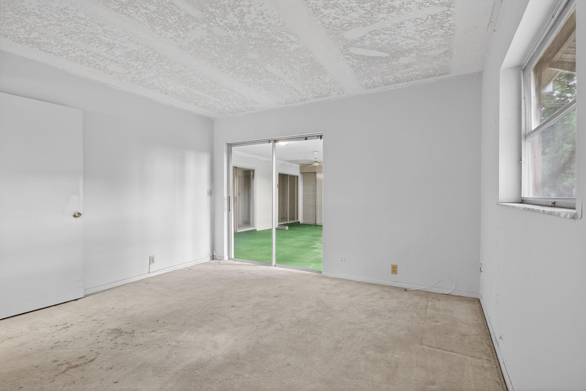 CRYSTAL LAKE 4TH SEC - Residential