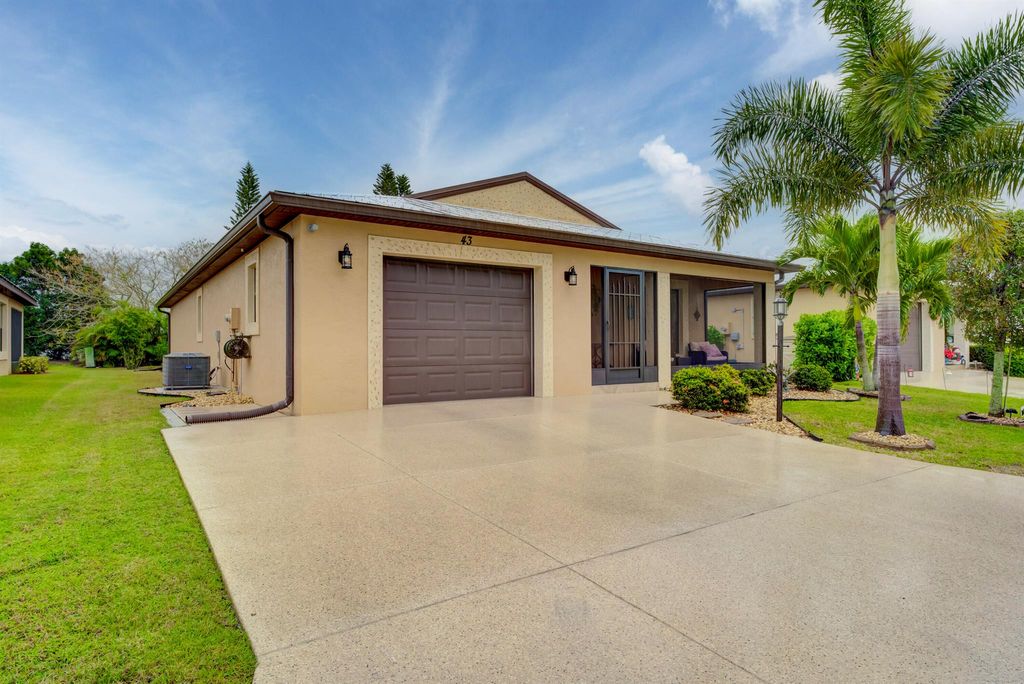 Photo of 43 Grande Vista Way, Port Saint Lucie, FL 34952 (MLS # R10946257)