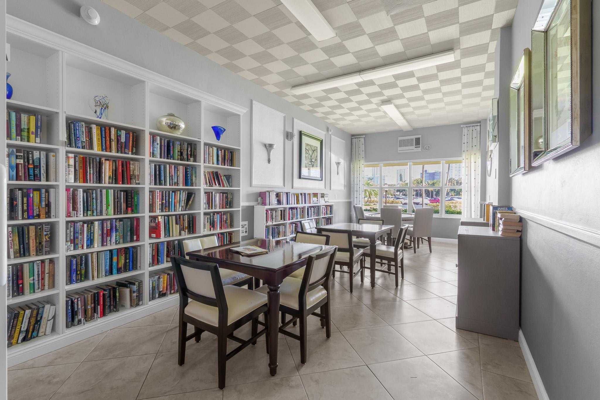 Coral Ridge Towers North - Residential