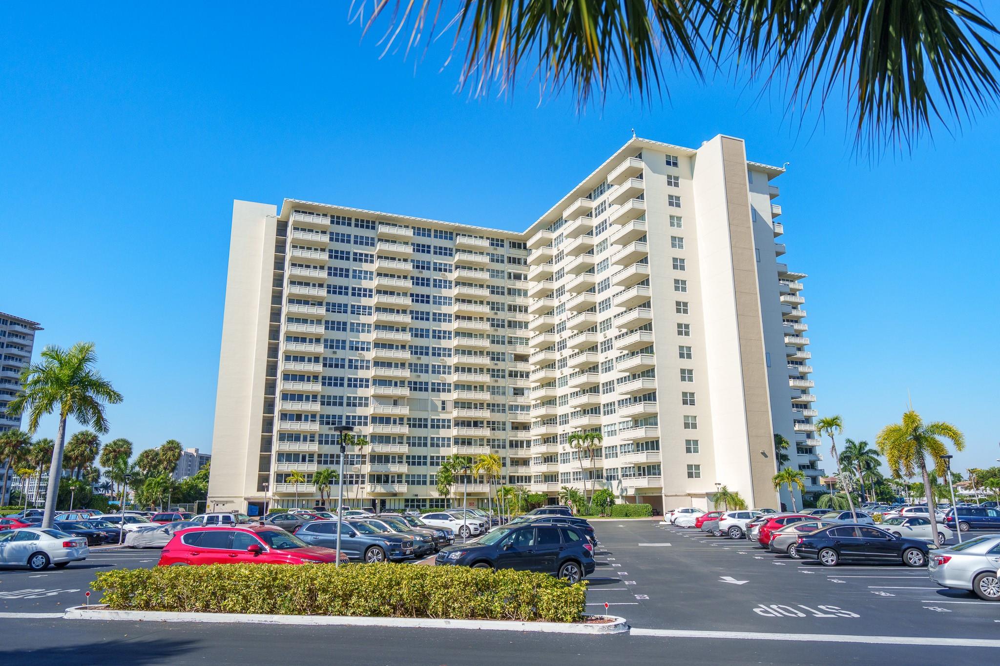 Coral Ridge Towers North - Residential