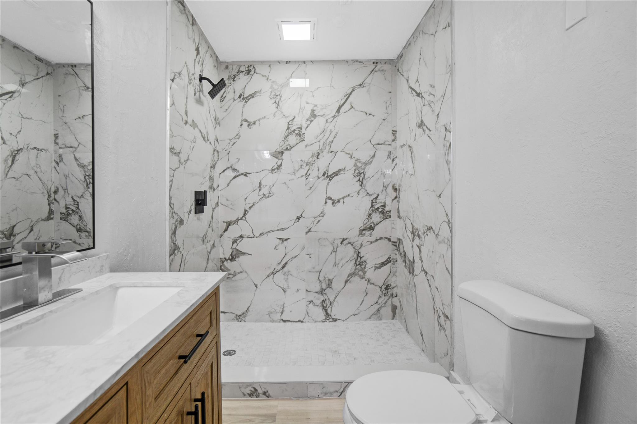 Flair Sub 1 49-50 B - Residential