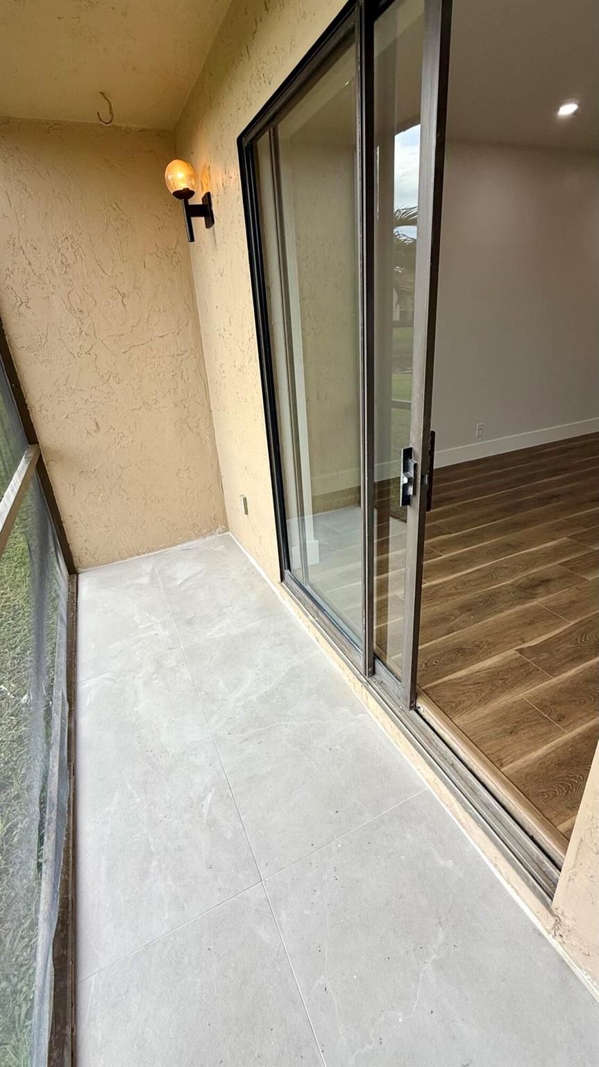 WOODS AT BOCA DEL MAR CON - Residential