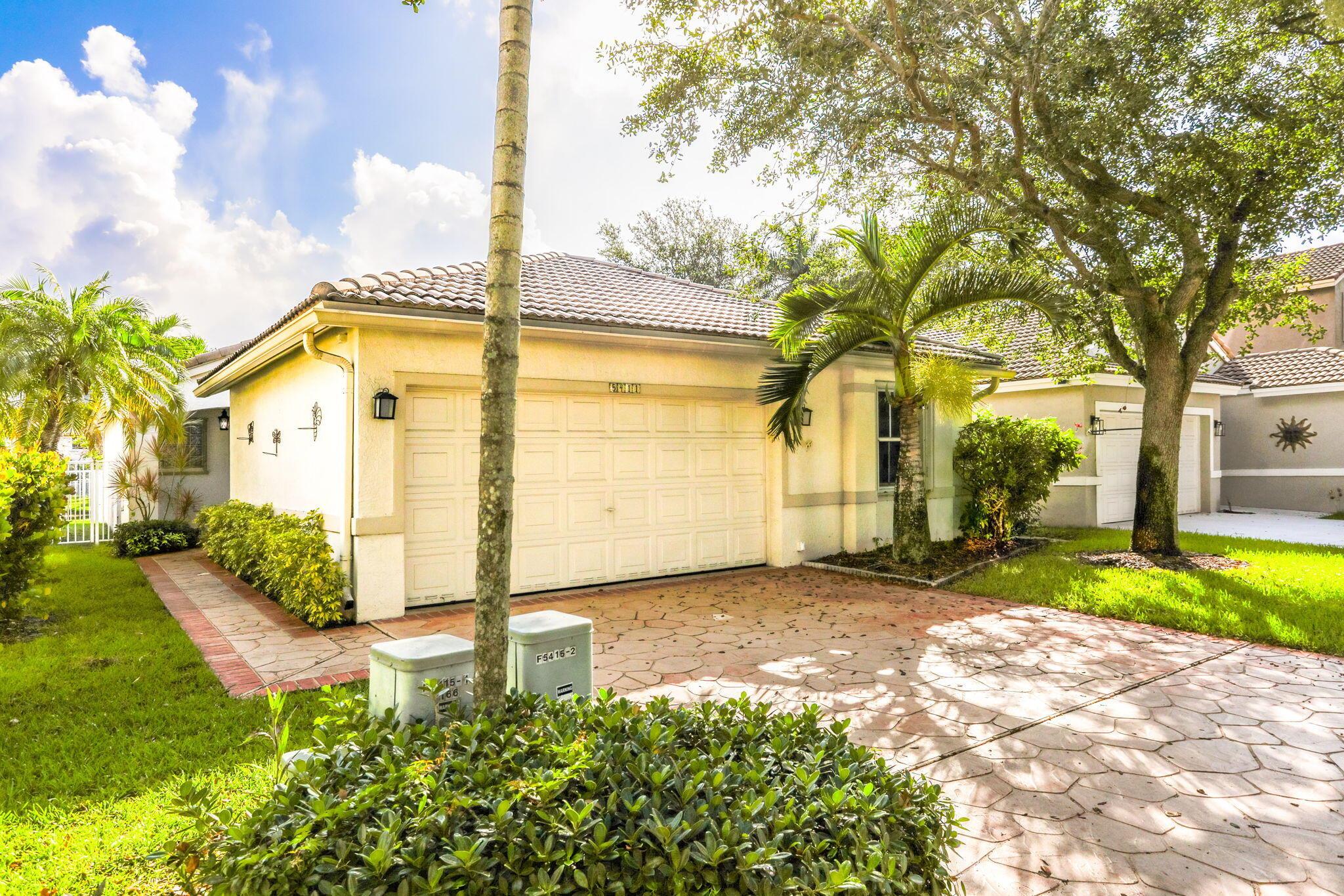5411 NW 49th Court