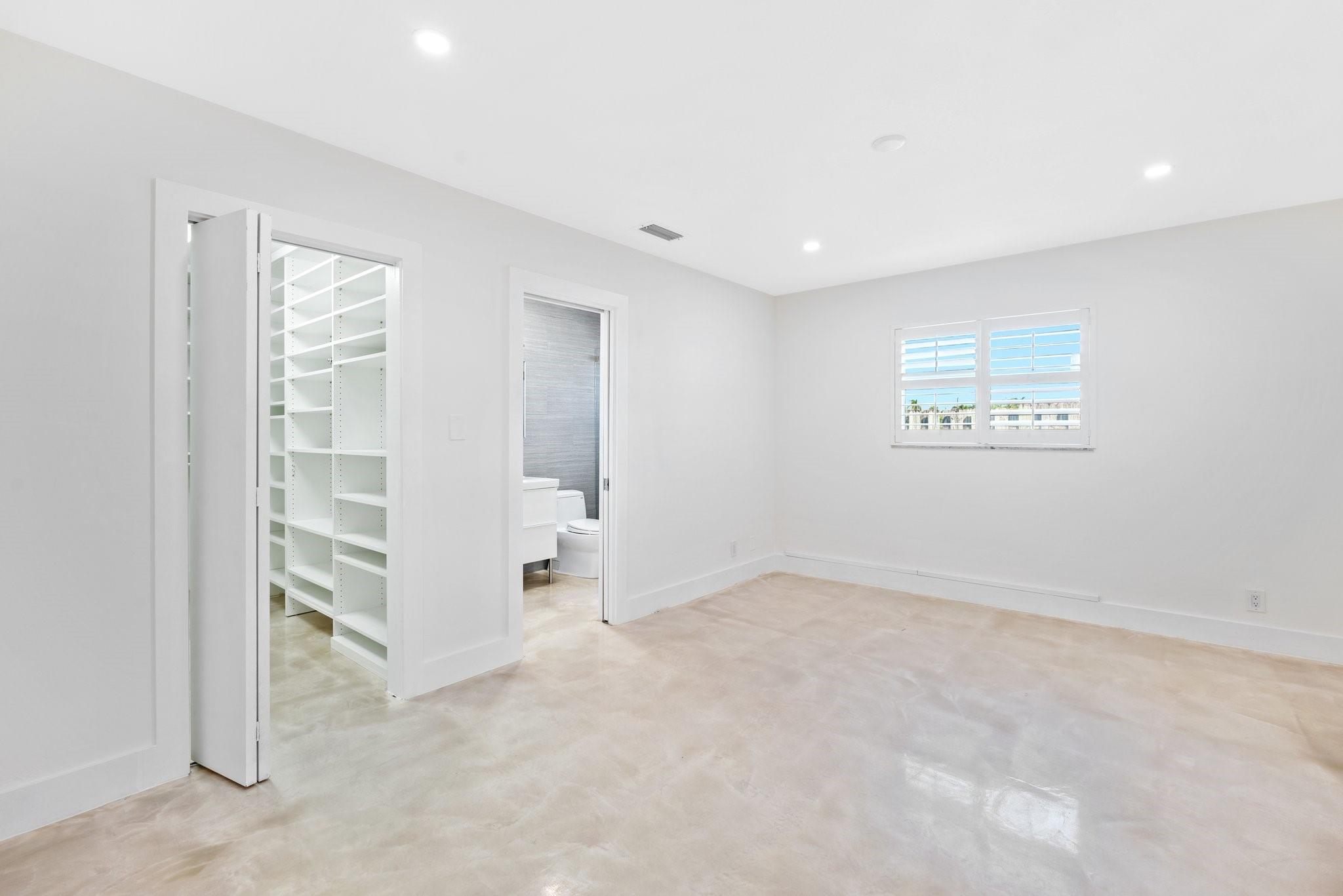 Coral Ridge Country Club - Residential Income