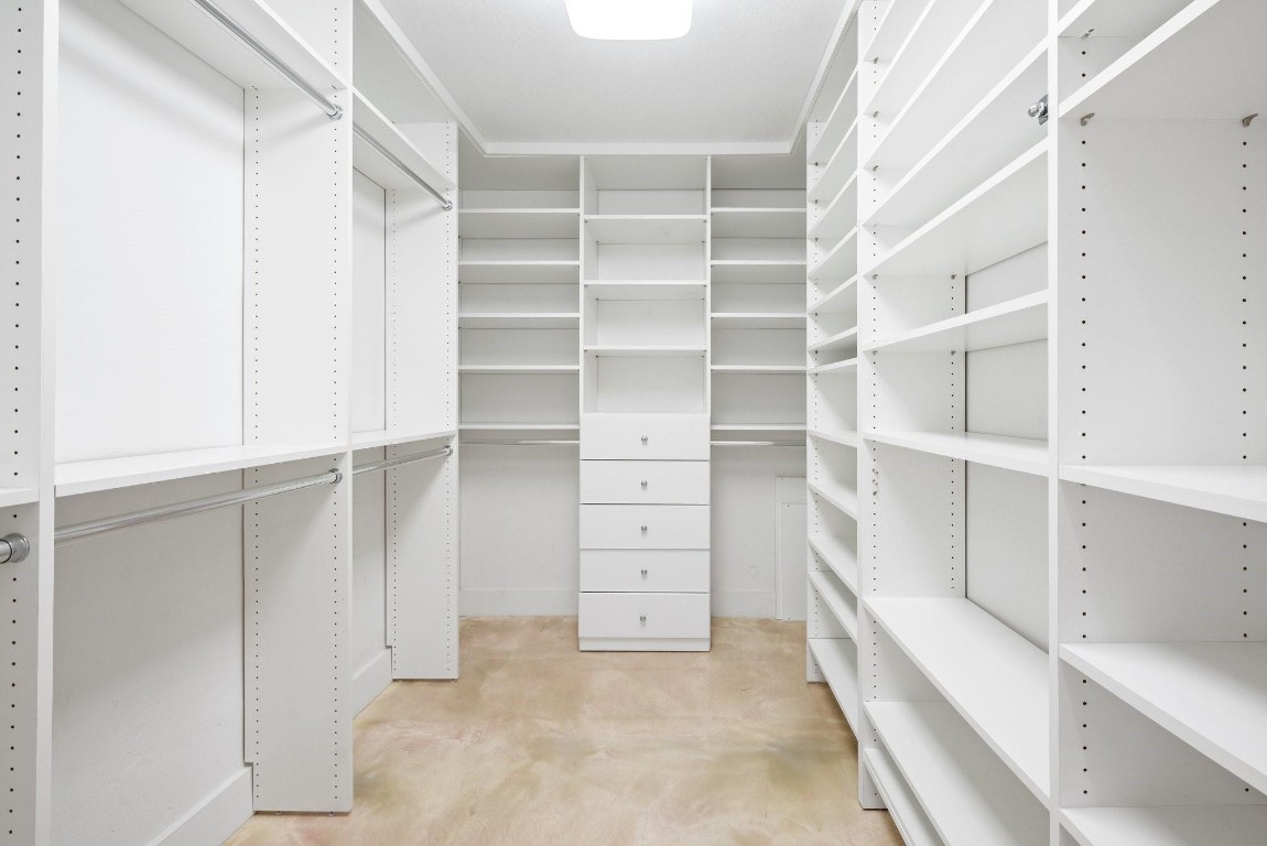 Coral Ridge Country Club - Residential Income