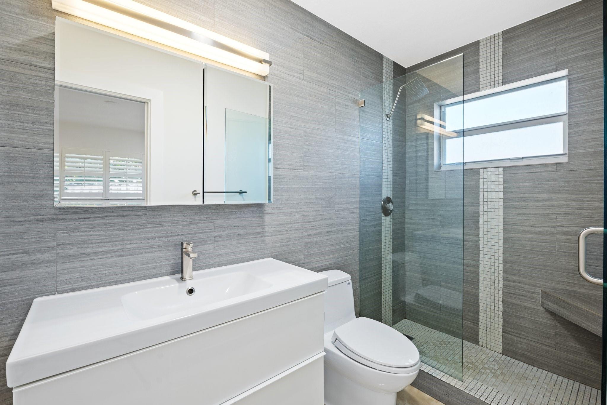 Coral Ridge Country Club - Residential Income