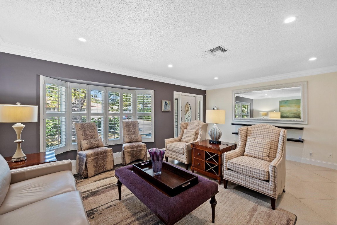 Coral Ridge Country Club - Residential Income