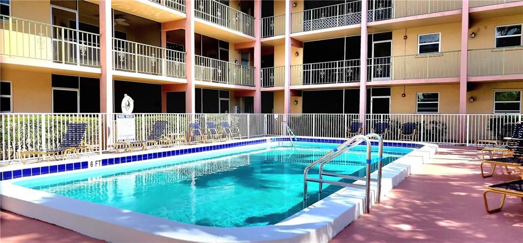 Photo of 100 SE 6th Ave #208, Pompano Beach, FL 33060 (MLS # F10365851)