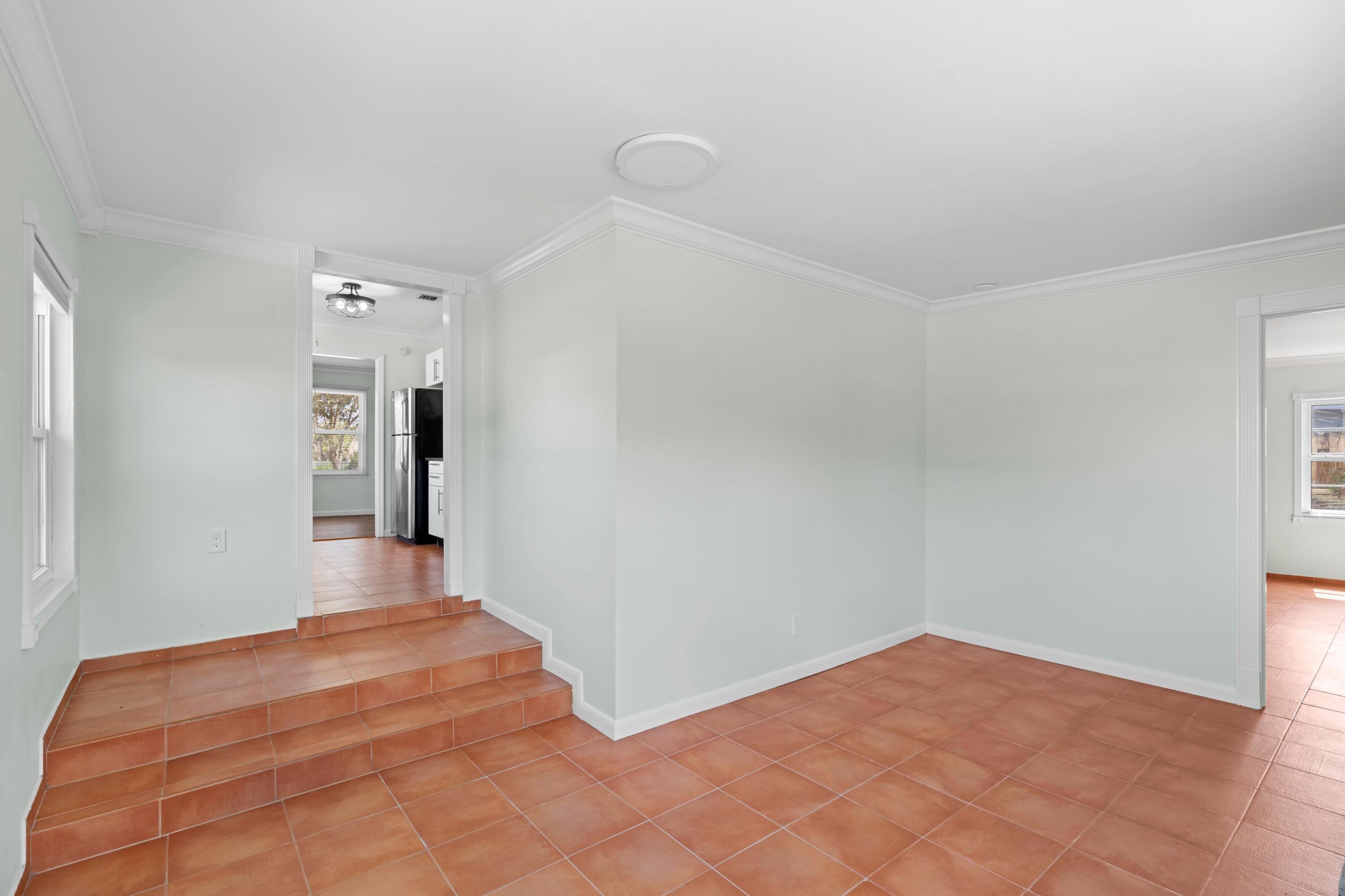 FERNWOOD - Residential Lease