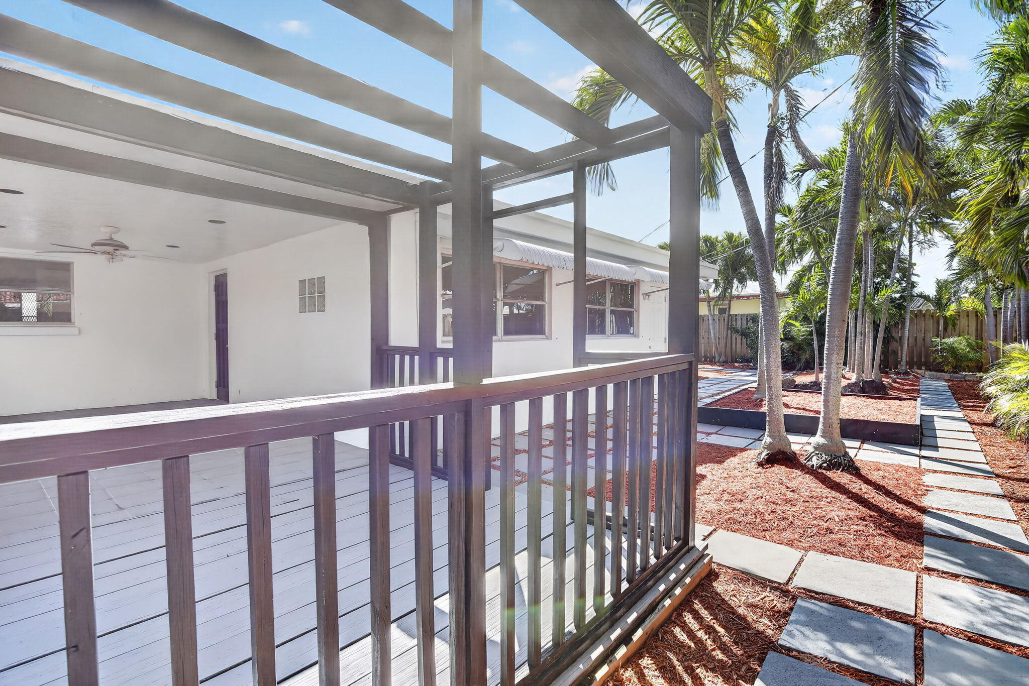 CORAL RIDGE ISLES - Residential