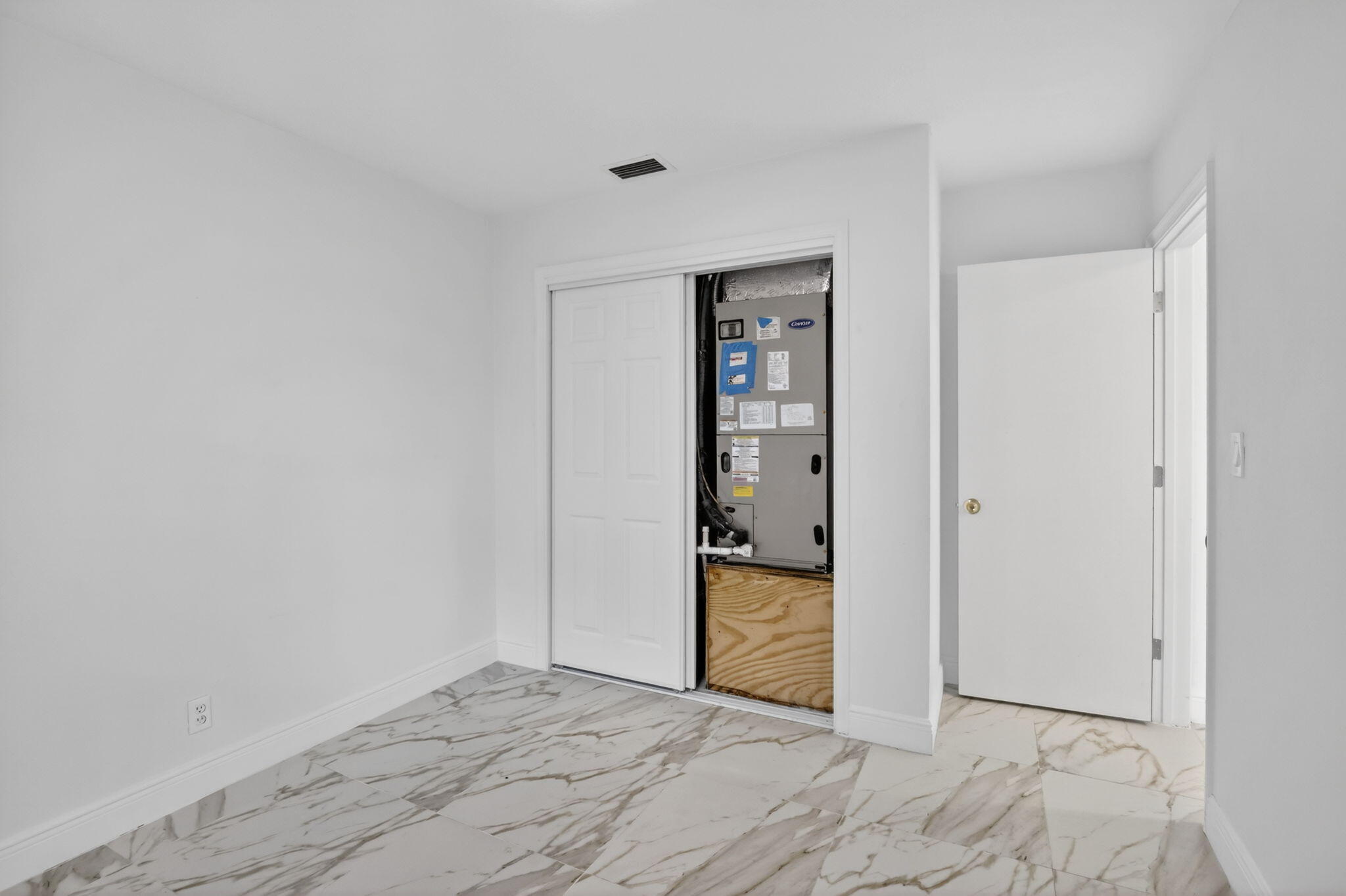 CORAL RIDGE ISLES - Residential