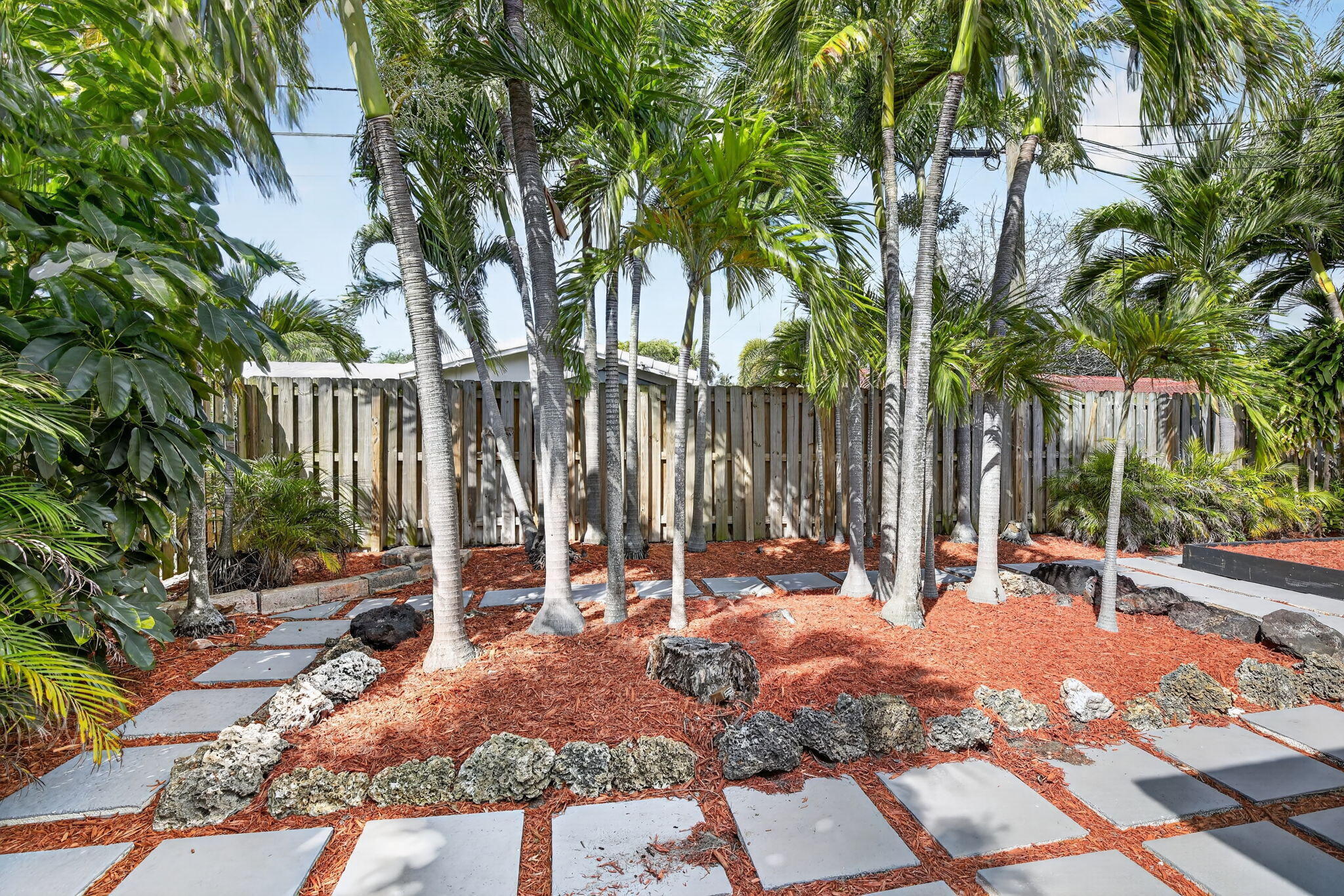 CORAL RIDGE ISLES - Residential