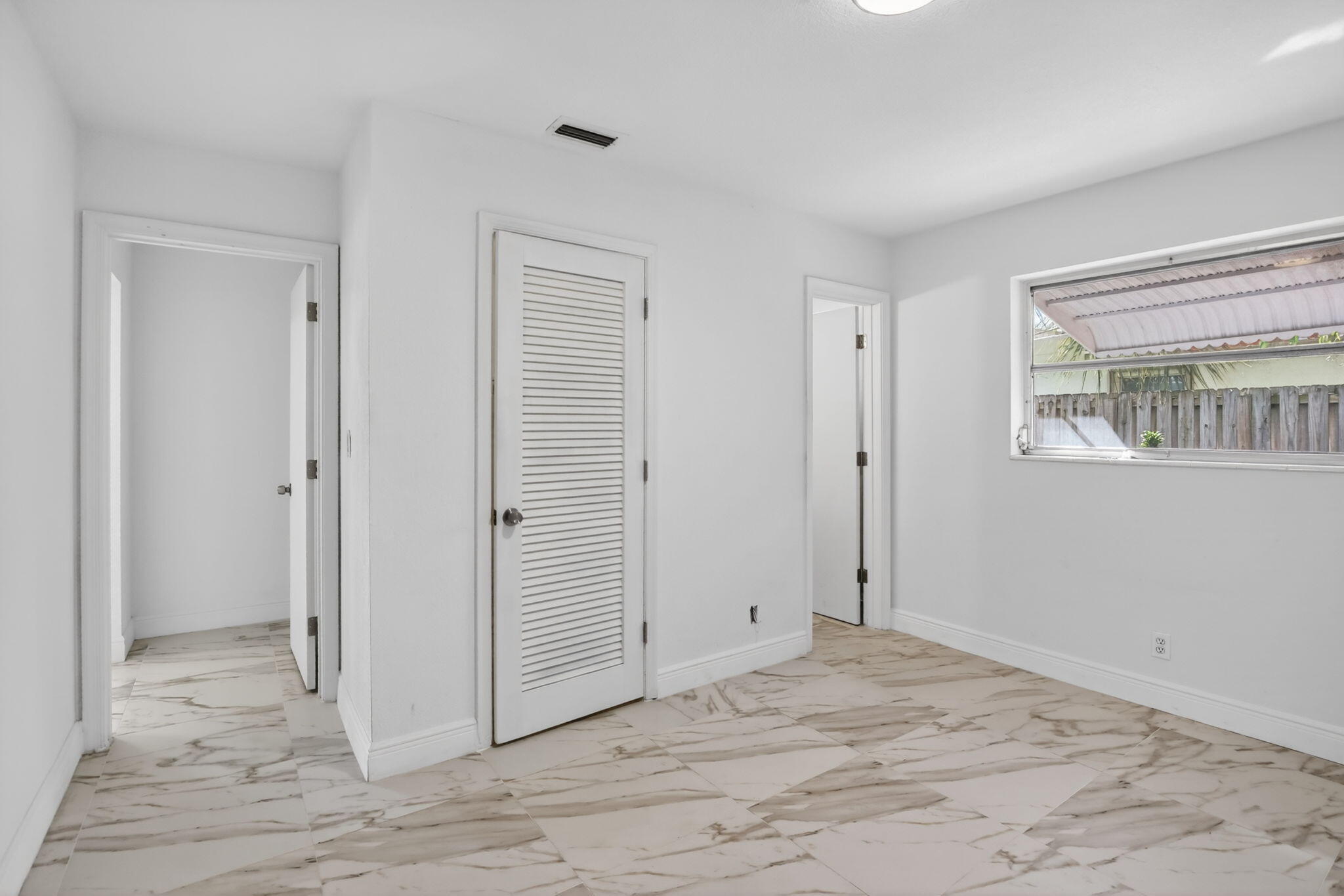 CORAL RIDGE ISLES - Residential