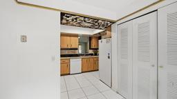 VILLAGES OF ORIOLE DEAUVILLE CONDO - Residential