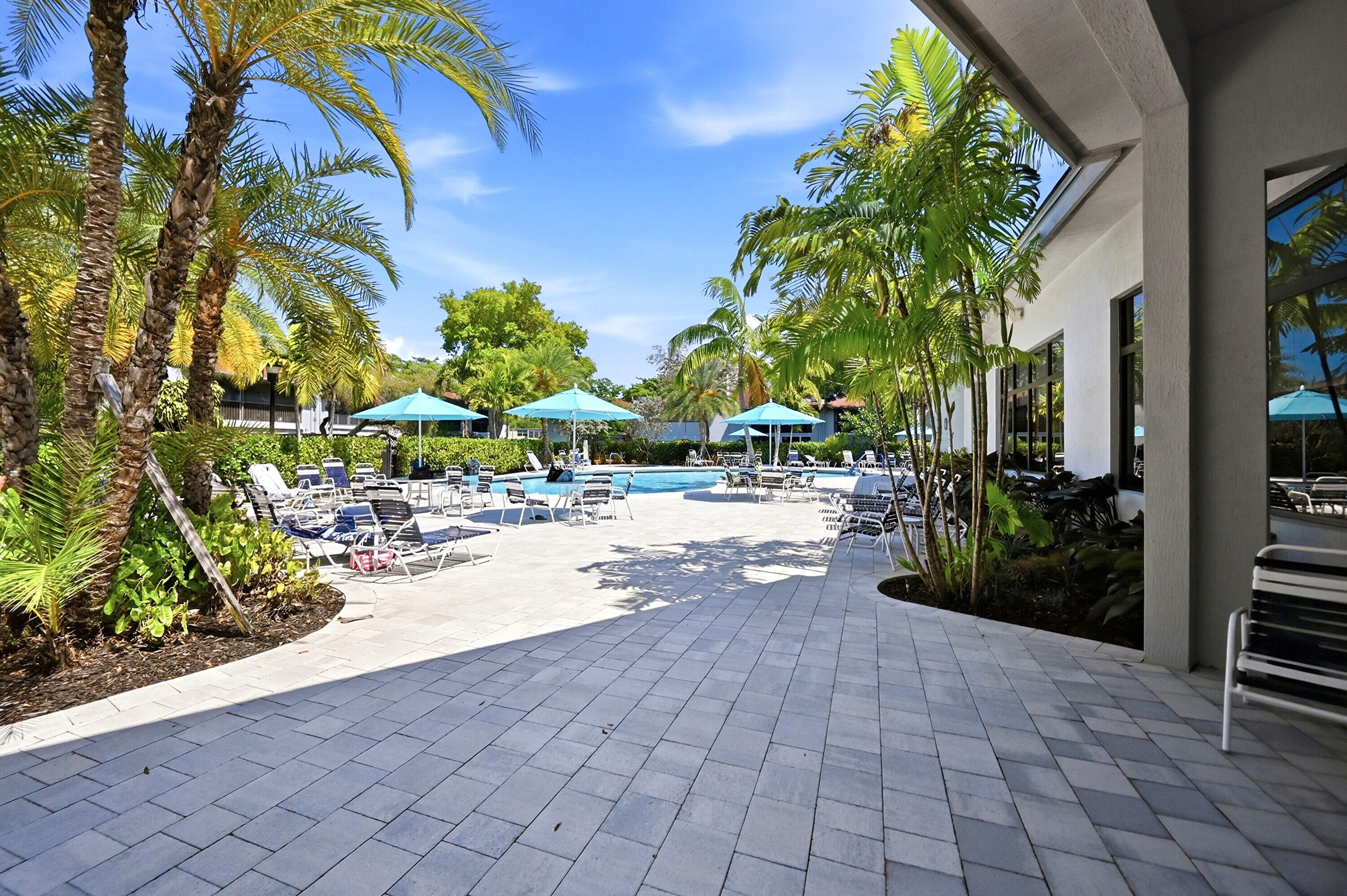 VILLAGES OF ORIOLE DEAUVILLE CONDO - Residential