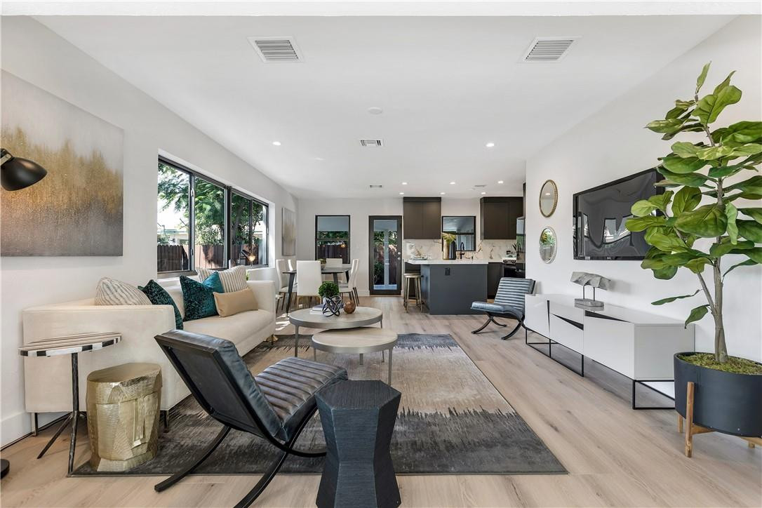 Coral Shores - Residential