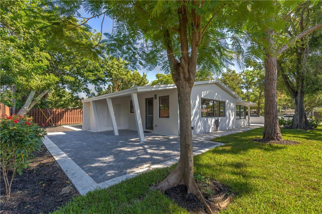 Coral Shores - Residential