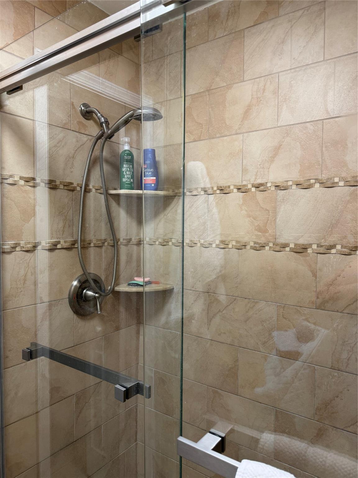 Bay Colony Club Condo - Residential Lease